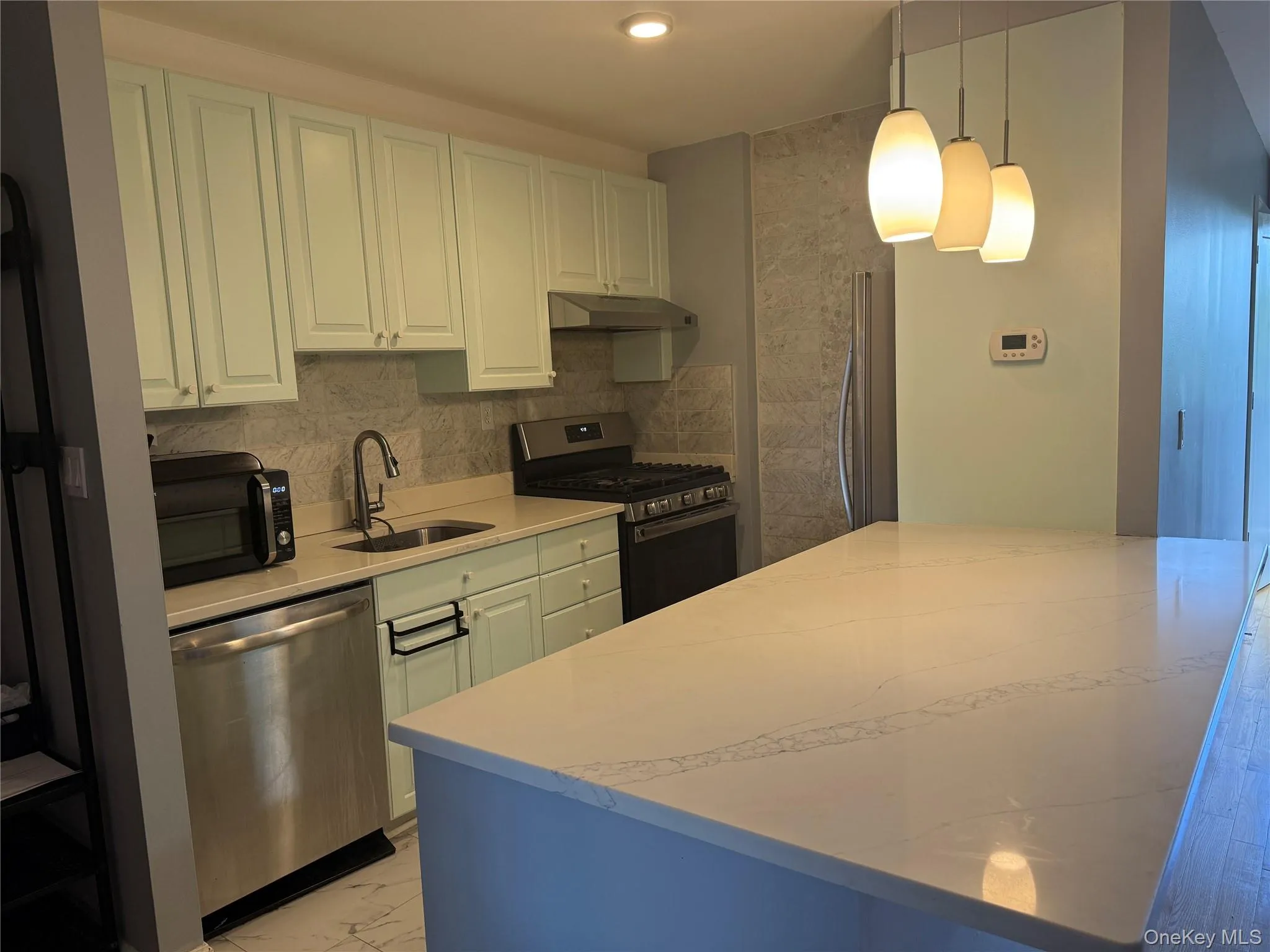 2 fountain lane, Greenburgh, NY, 2 Bedrooms Bedrooms, 6 Rooms Rooms,2 BathroomsBathrooms,Residential,For Rent,lane,0,1025099 2 fountain lane, Greenburgh, NY, 2 Bedrooms Bedrooms, 6 Rooms Rooms,2 BathroomsBathrooms,Residential,For Rent,lane,0,1025099
