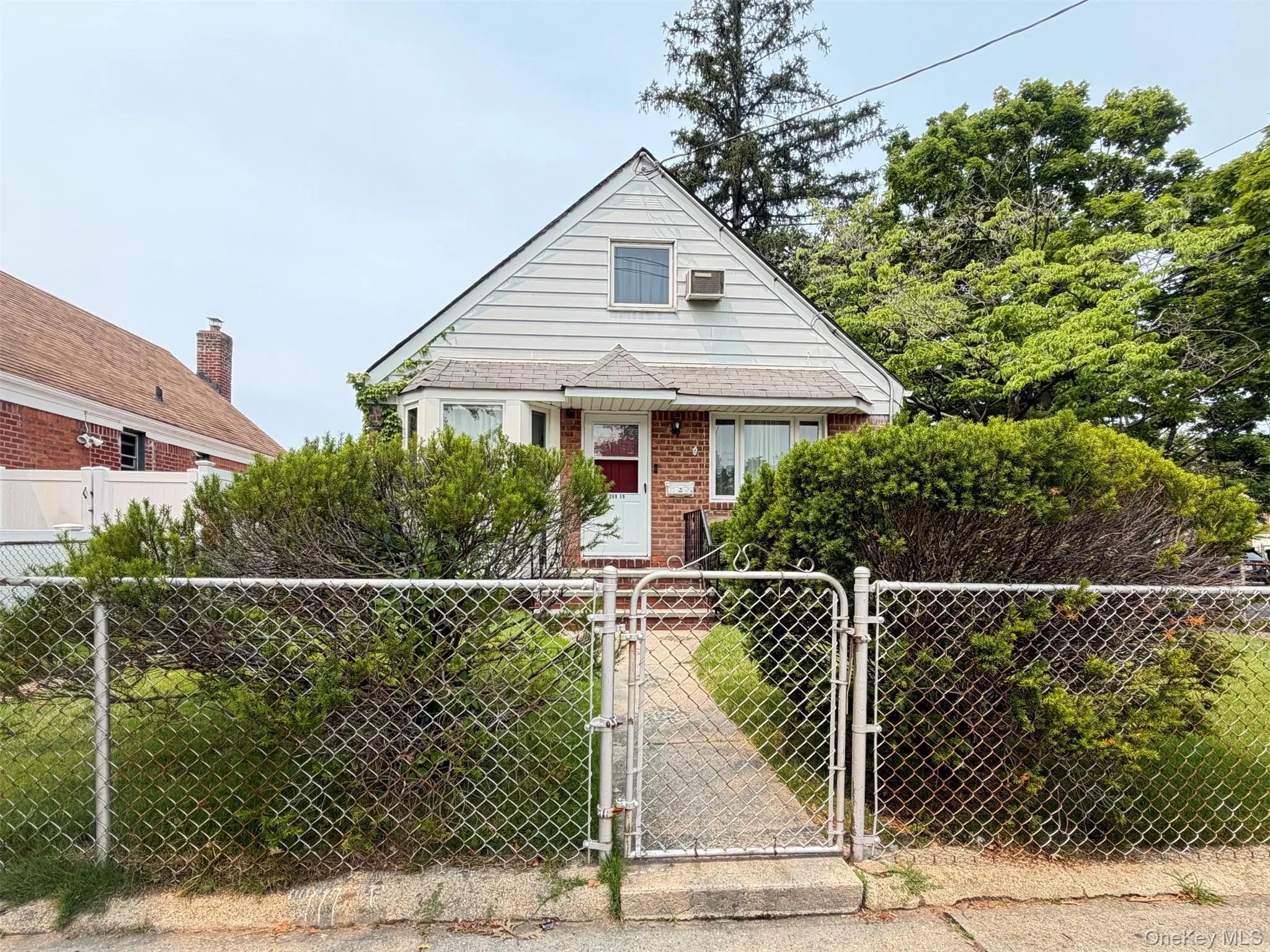 259-19 80th Avenue, New York, NY, 4 Bedrooms Bedrooms, 6 Rooms Rooms,2 BathroomsBathrooms,Residential,For Rent,80th,0,1025100 259-19 80th Avenue, New York, NY, 4 Bedrooms Bedrooms, 6 Rooms Rooms,2 BathroomsBathrooms,Residential,For Rent,80th,0,1025100