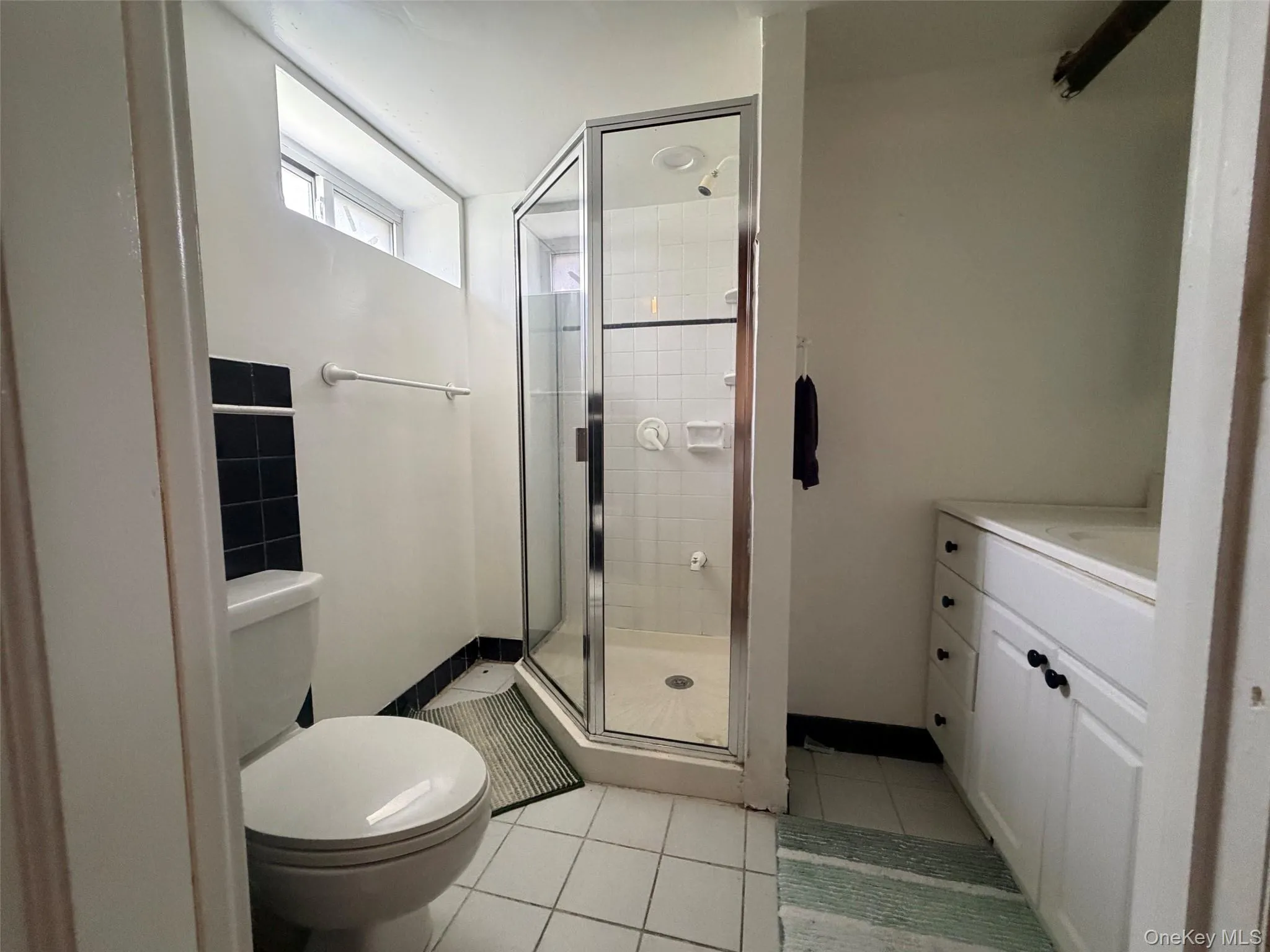 259-19 80th Avenue, New York, NY, 4 Bedrooms Bedrooms, 6 Rooms Rooms,2 BathroomsBathrooms,Residential,For Rent,80th,0,1025100 259-19 80th Avenue, New York, NY, 4 Bedrooms Bedrooms, 6 Rooms Rooms,2 BathroomsBathrooms,Residential,For Rent,80th,0,1025100