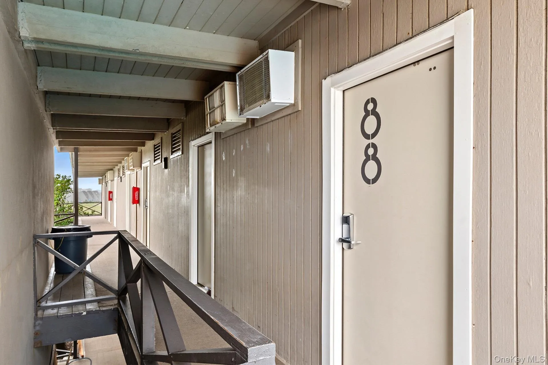 126 Emerson Avenue, East Hampton, NY, 1 Bedroom Bedrooms, 2 Rooms Rooms,1 BathroomBathrooms,Residential,For Rent,Emerson,0,1025101 126 Emerson Avenue, East Hampton, NY, 1 Bedroom Bedrooms, 2 Rooms Rooms,1 BathroomBathrooms,Residential,For Rent,Emerson,0,1025101