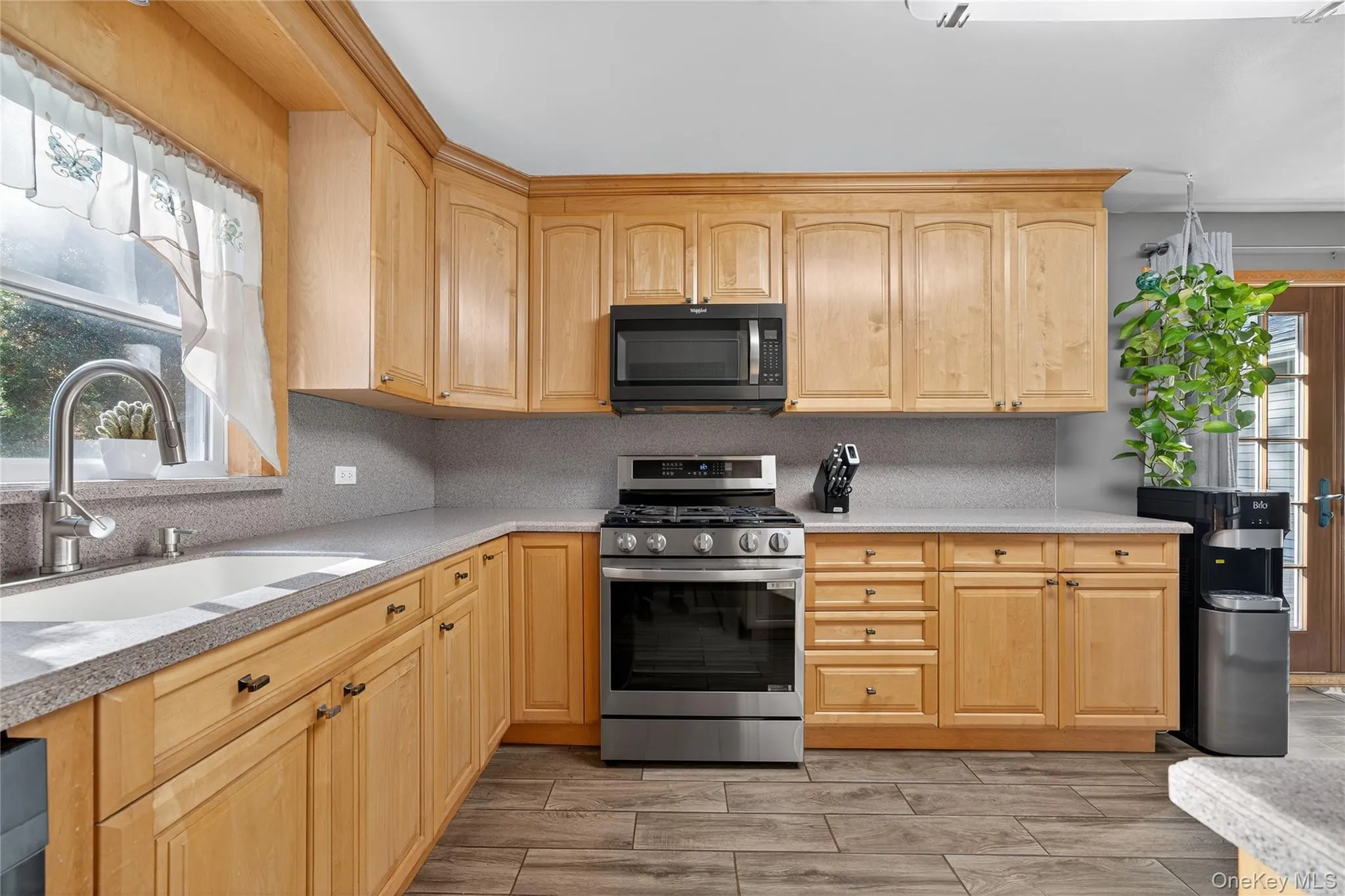 91 Meyerhoff Road, Fallsburg, NY, 3 Bedrooms Bedrooms, 7 Rooms Rooms,3 BathroomsBathrooms,Residential Lease,For Rent,Meyerhoff,0,1025102 91 Meyerhoff Road, Fallsburg, NY, 3 Bedrooms Bedrooms, 7 Rooms Rooms,3 BathroomsBathrooms,Residential Lease,For Rent,Meyerhoff,0,1025102