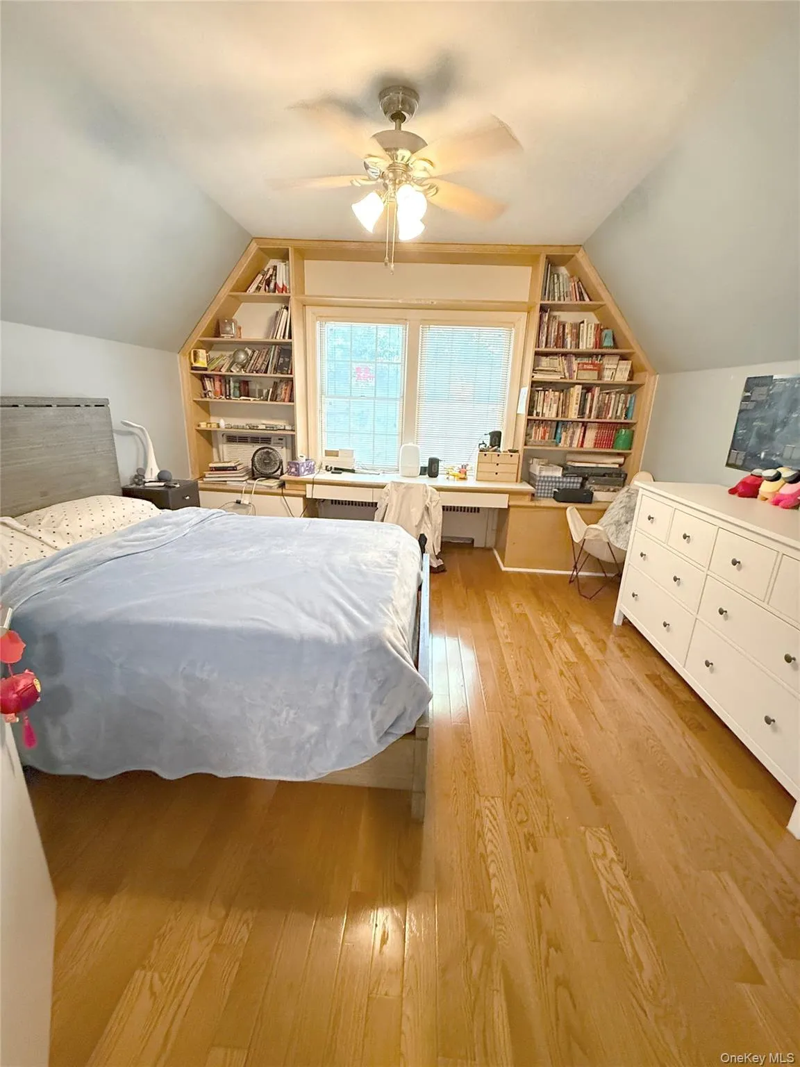 2nd bedroom 2nd bedroom