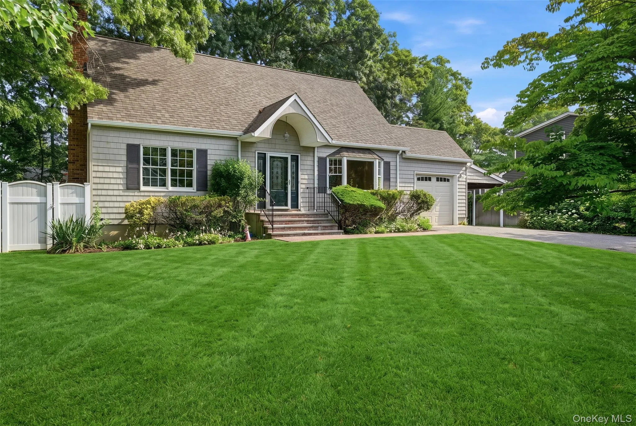 901 Liberty Street, Islip, NY, 4 Bedrooms Bedrooms, 9 Rooms Rooms,2 BathroomsBathrooms,Residential,For Rent,Liberty,0,1025108 901 Liberty Street, Islip, NY, 4 Bedrooms Bedrooms, 9 Rooms Rooms,2 BathroomsBathrooms,Residential,For Rent,Liberty,0,1025108
