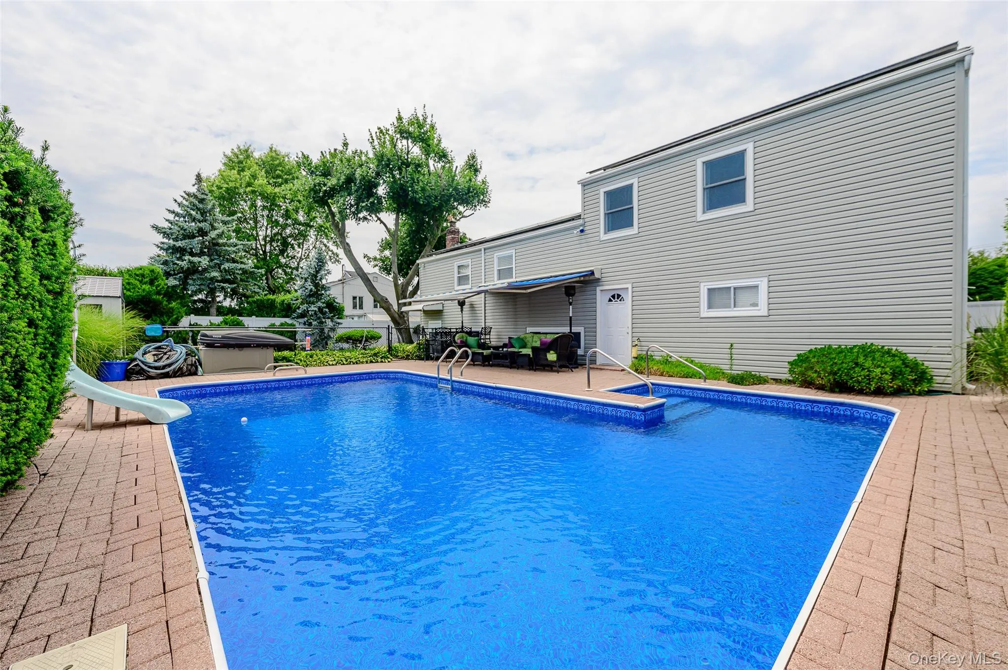 262 Rose Street, Oyster Bay, NY, 4 Bedrooms Bedrooms, 10 Rooms Rooms,3 BathroomsBathrooms,Residential,For Rent,Rose,0,1025109 262 Rose Street, Oyster Bay, NY, 4 Bedrooms Bedrooms, 10 Rooms Rooms,3 BathroomsBathrooms,Residential,For Rent,Rose,0,1025109