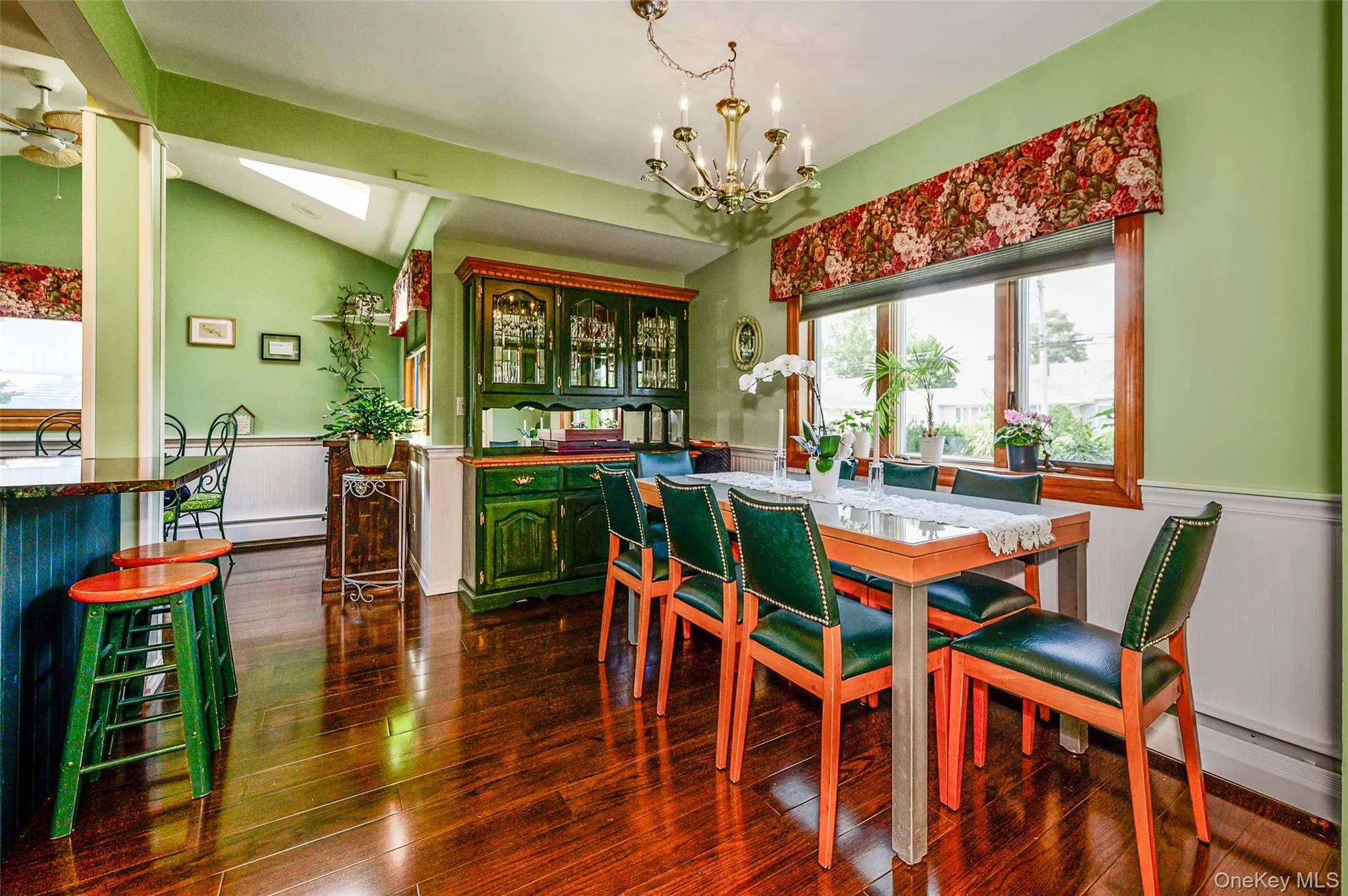 262 Rose Street, Oyster Bay, NY, 4 Bedrooms Bedrooms, 10 Rooms Rooms,3 BathroomsBathrooms,Residential,For Rent,Rose,0,1025109 262 Rose Street, Oyster Bay, NY, 4 Bedrooms Bedrooms, 10 Rooms Rooms,3 BathroomsBathrooms,Residential,For Rent,Rose,0,1025109