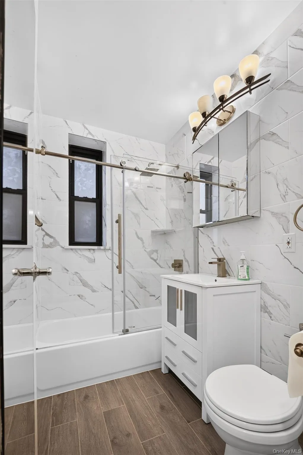 109-23 71st Road, New York, NY, 1 Bedroom Bedrooms, 3 Rooms Rooms,1 BathroomBathrooms,Residential,For Rent,71st,0,1025114 109-23 71st Road, New York, NY, 1 Bedroom Bedrooms, 3 Rooms Rooms,1 BathroomBathrooms,Residential,For Rent,71st,0,1025114