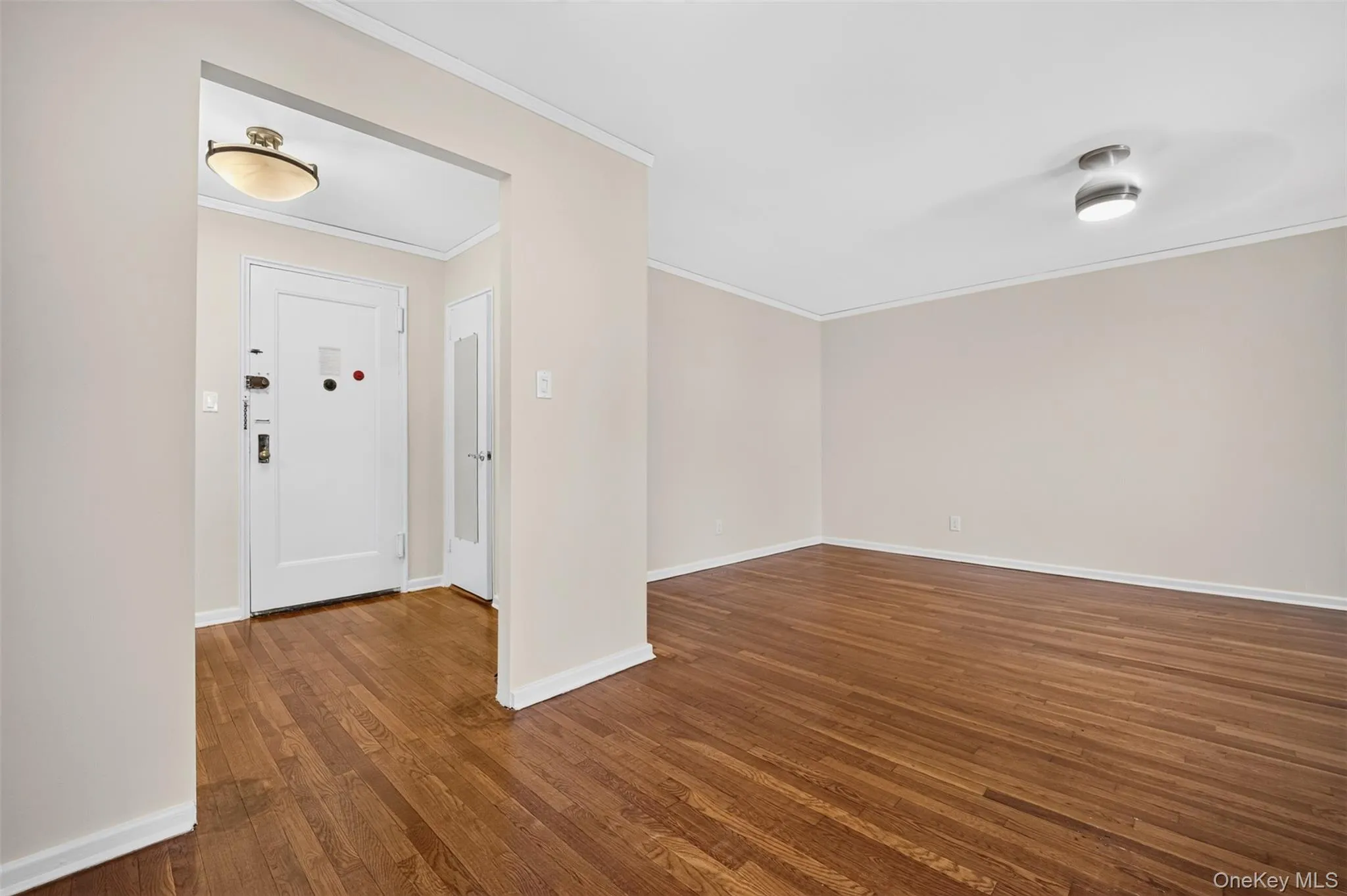 109-23 71st Road, New York, NY, 1 Bedroom Bedrooms, 3 Rooms Rooms,1 BathroomBathrooms,Residential,For Rent,71st,0,1025114 109-23 71st Road, New York, NY, 1 Bedroom Bedrooms, 3 Rooms Rooms,1 BathroomBathrooms,Residential,For Rent,71st,0,1025114