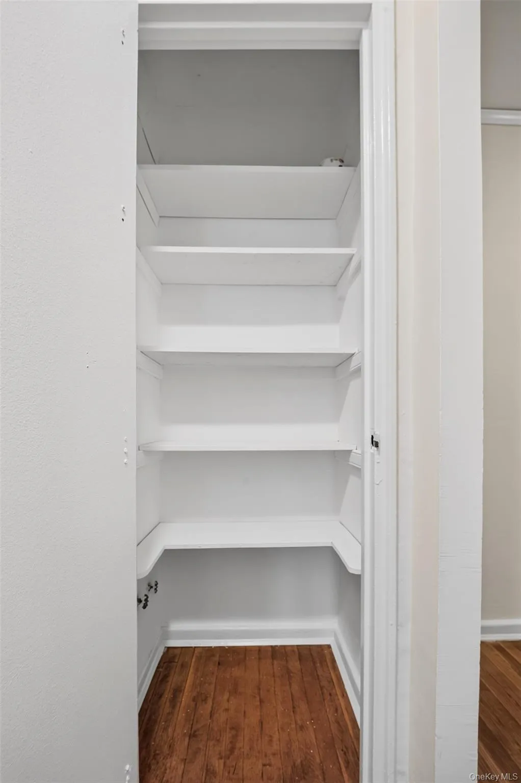 109-23 71st Road, New York, NY, 1 Bedroom Bedrooms, 3 Rooms Rooms,1 BathroomBathrooms,Residential,For Rent,71st,0,1025114 109-23 71st Road, New York, NY, 1 Bedroom Bedrooms, 3 Rooms Rooms,1 BathroomBathrooms,Residential,For Rent,71st,0,1025114