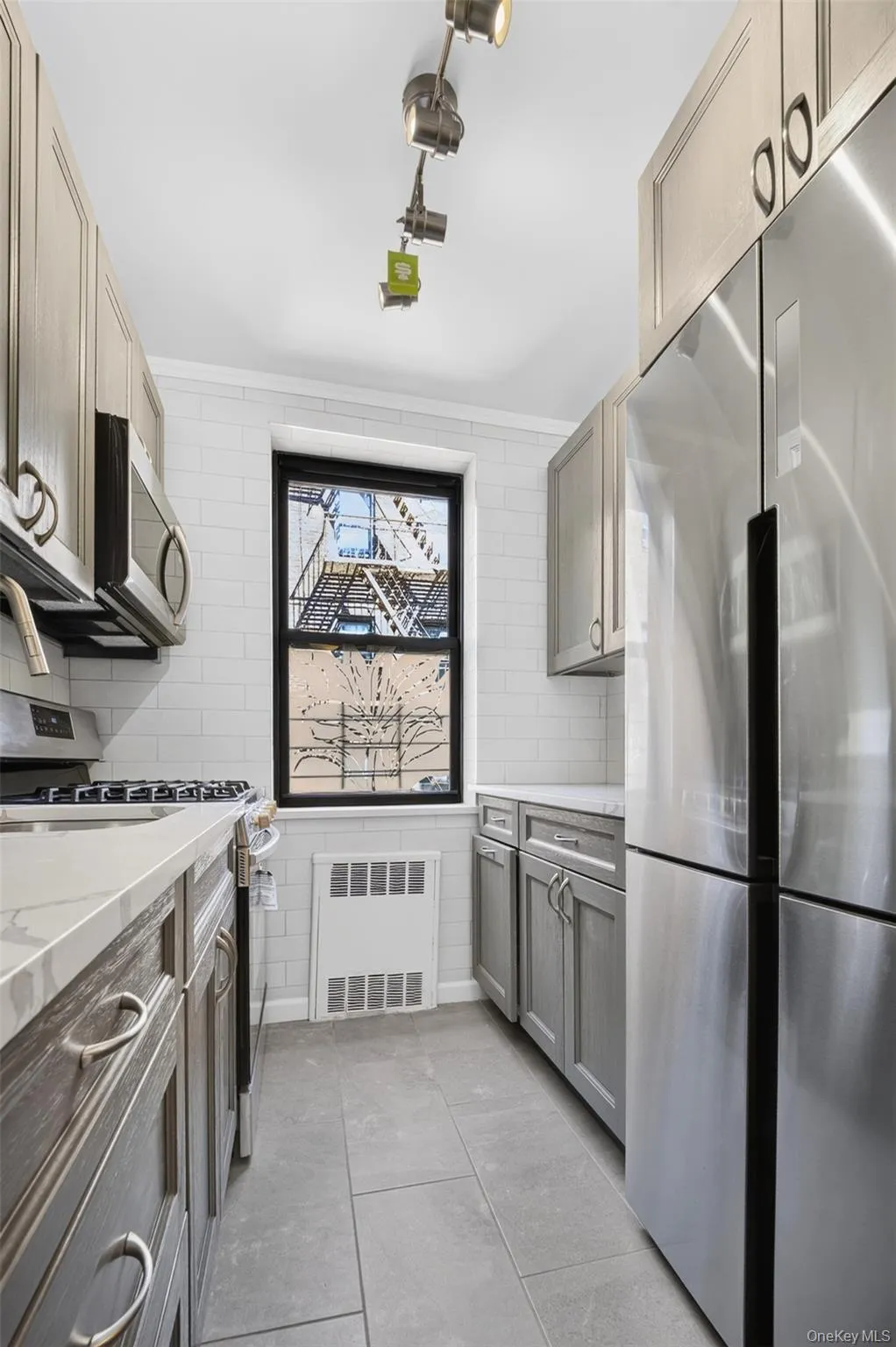 109-23 71st Road, New York, NY, 1 Bedroom Bedrooms, 3 Rooms Rooms,1 BathroomBathrooms,Residential,For Rent,71st,0,1025114 109-23 71st Road, New York, NY, 1 Bedroom Bedrooms, 3 Rooms Rooms,1 BathroomBathrooms,Residential,For Rent,71st,0,1025114