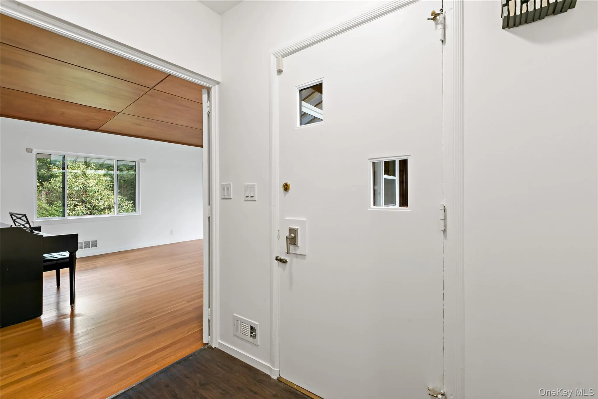 3 Tory Lane, Scarsdale, NY, 5 Bedrooms Bedrooms, 9 Rooms Rooms,4 BathroomsBathrooms,Residential Lease,For Rent,Tory,0,1025120 3 Tory Lane, Scarsdale, NY, 5 Bedrooms Bedrooms, 9 Rooms Rooms,4 BathroomsBathrooms,Residential Lease,For Rent,Tory,0,1025120