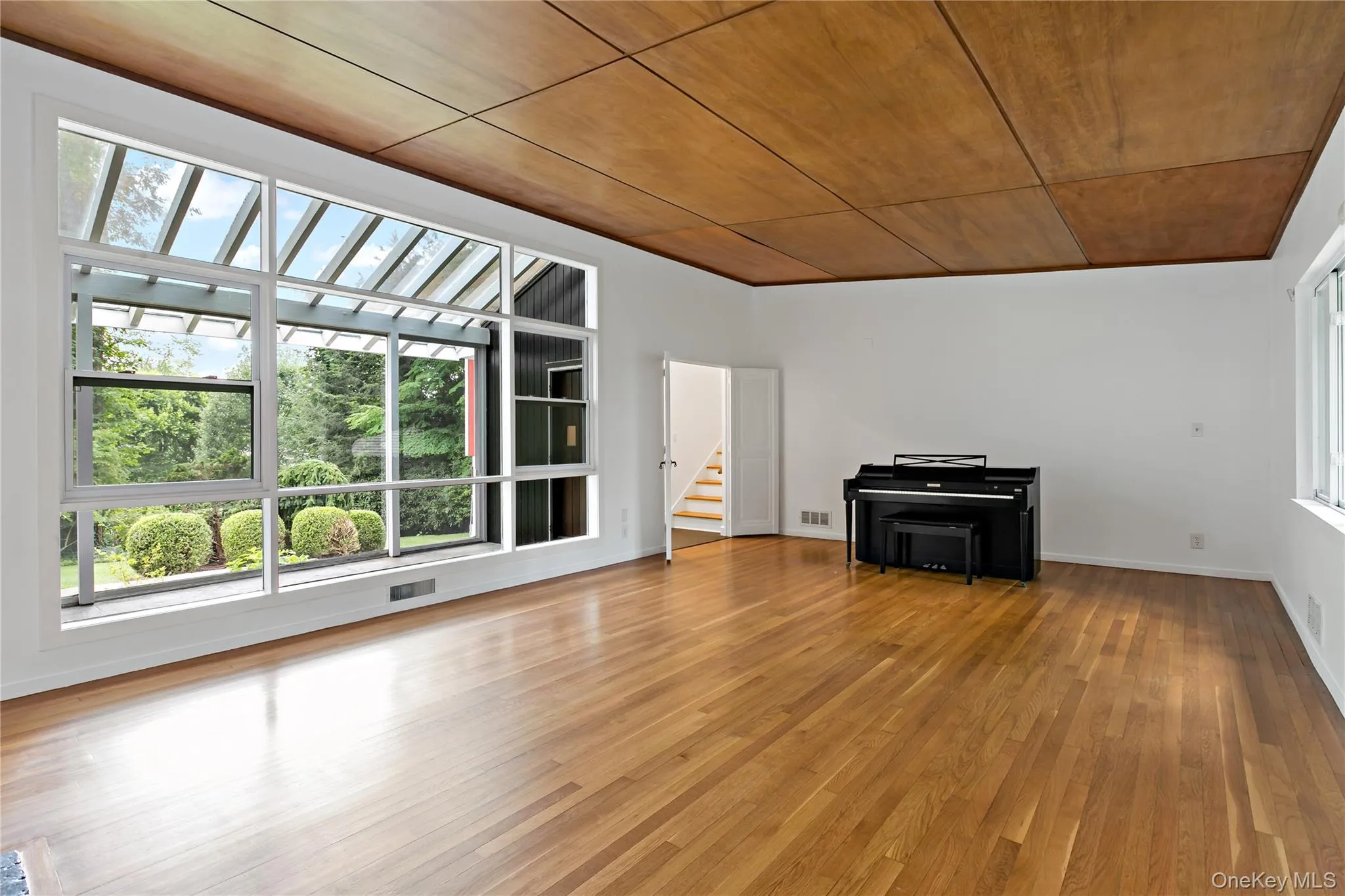 3 Tory Lane, Scarsdale, NY, 5 Bedrooms Bedrooms, 9 Rooms Rooms,4 BathroomsBathrooms,Residential Lease,For Rent,Tory,0,1025120 3 Tory Lane, Scarsdale, NY, 5 Bedrooms Bedrooms, 9 Rooms Rooms,4 BathroomsBathrooms,Residential Lease,For Rent,Tory,0,1025120