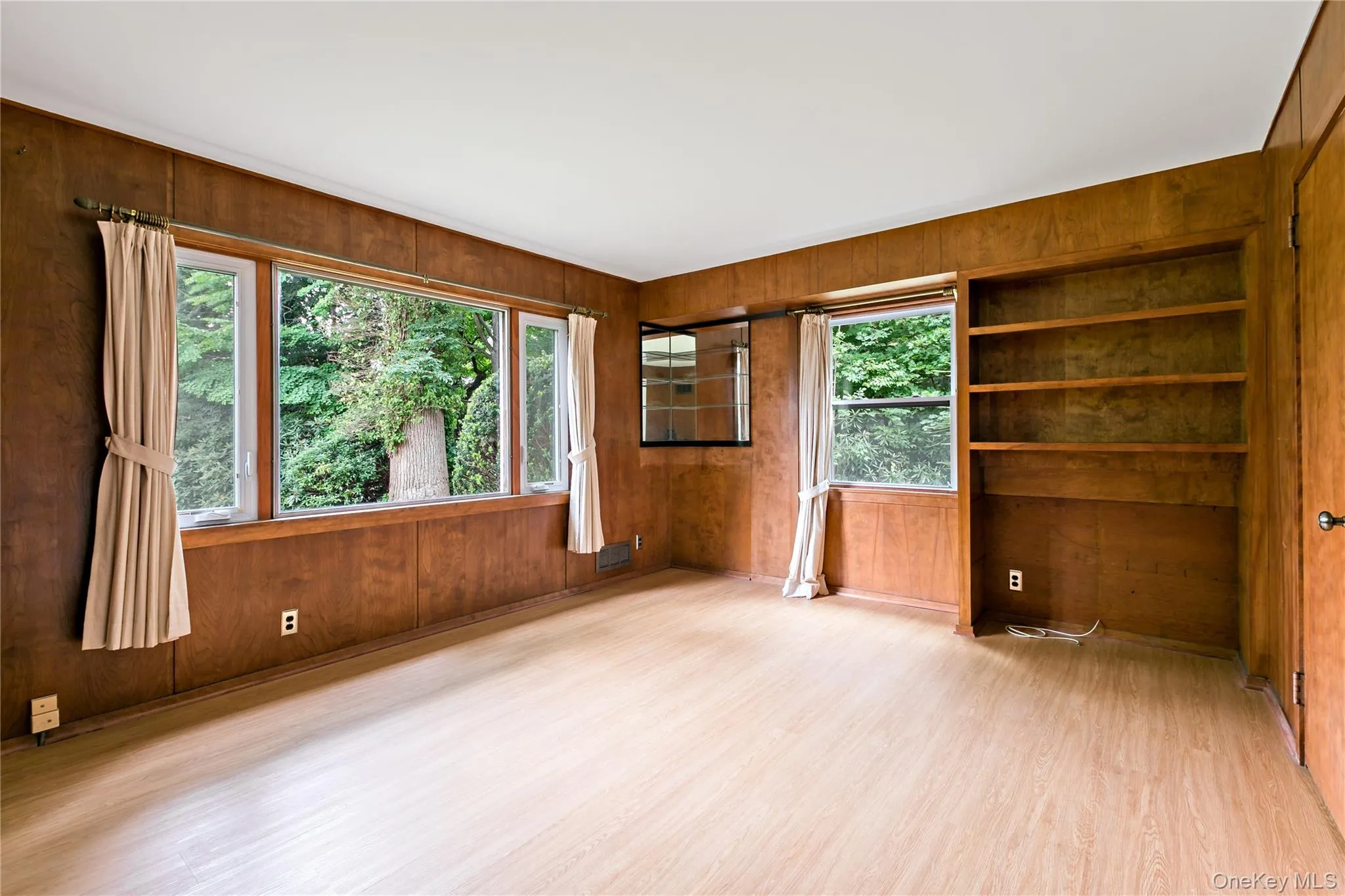 3 Tory Lane, Scarsdale, NY, 5 Bedrooms Bedrooms, 9 Rooms Rooms,4 BathroomsBathrooms,Residential Lease,For Rent,Tory,0,1025120 3 Tory Lane, Scarsdale, NY, 5 Bedrooms Bedrooms, 9 Rooms Rooms,4 BathroomsBathrooms,Residential Lease,For Rent,Tory,0,1025120
