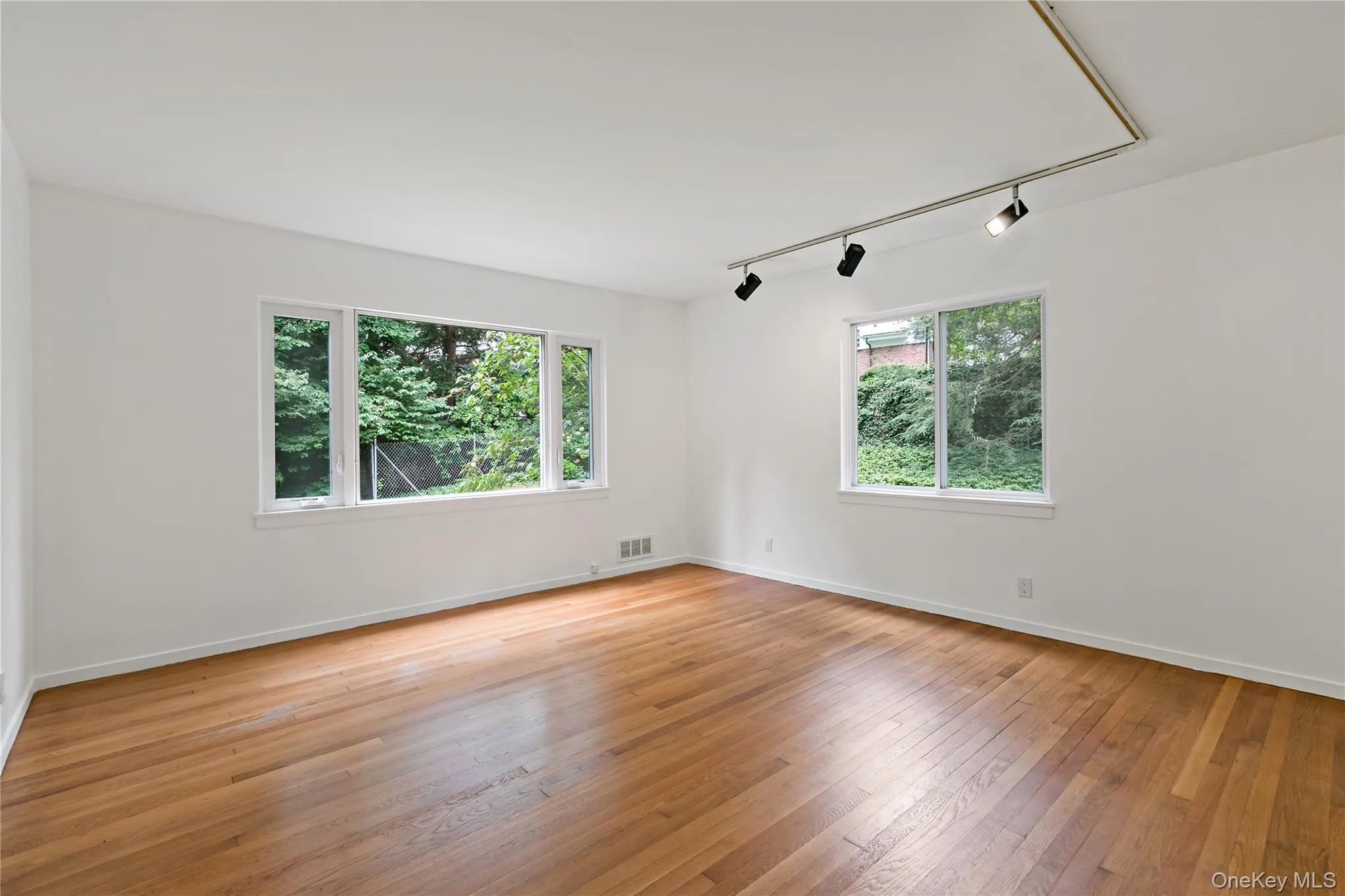 3 Tory Lane, Scarsdale, NY, 5 Bedrooms Bedrooms, 9 Rooms Rooms,4 BathroomsBathrooms,Residential Lease,For Rent,Tory,0,1025120 3 Tory Lane, Scarsdale, NY, 5 Bedrooms Bedrooms, 9 Rooms Rooms,4 BathroomsBathrooms,Residential Lease,For Rent,Tory,0,1025120
