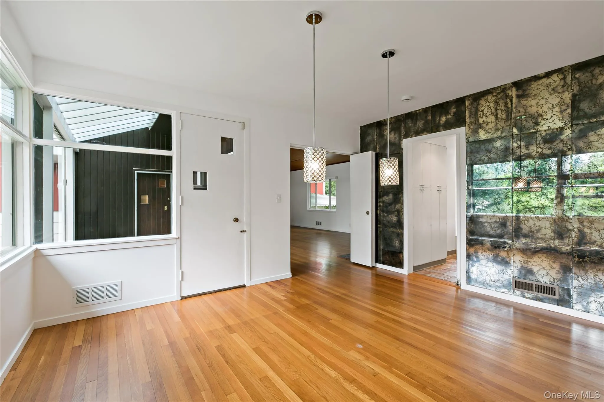 3 Tory Lane, Scarsdale, NY, 5 Bedrooms Bedrooms, 9 Rooms Rooms,4 BathroomsBathrooms,Residential Lease,For Rent,Tory,0,1025120 3 Tory Lane, Scarsdale, NY, 5 Bedrooms Bedrooms, 9 Rooms Rooms,4 BathroomsBathrooms,Residential Lease,For Rent,Tory,0,1025120