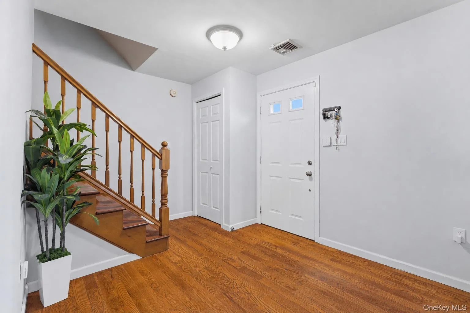 61 Zugibe Court, Haverstraw, NY, 3 Bedrooms Bedrooms, 3 Rooms Rooms,2 BathroomsBathrooms,Residential,For Rent,Zugibe,0,1025123 61 Zugibe Court, Haverstraw, NY, 3 Bedrooms Bedrooms, 3 Rooms Rooms,2 BathroomsBathrooms,Residential,For Rent,Zugibe,0,1025123