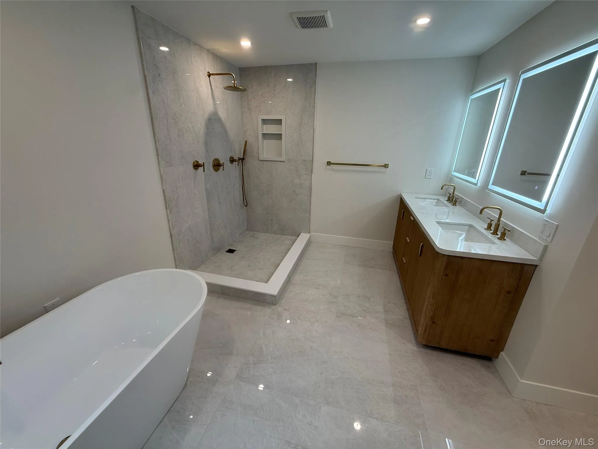 19 Black Birch Lane, Scarsdale, NY, 5 Bedrooms Bedrooms, 14 Rooms Rooms,4 BathroomsBathrooms,Residential,For Rent,Black Birch,0,1025126 19 Black Birch Lane, Scarsdale, NY, 5 Bedrooms Bedrooms, 14 Rooms Rooms,4 BathroomsBathrooms,Residential,For Rent,Black Birch,0,1025126