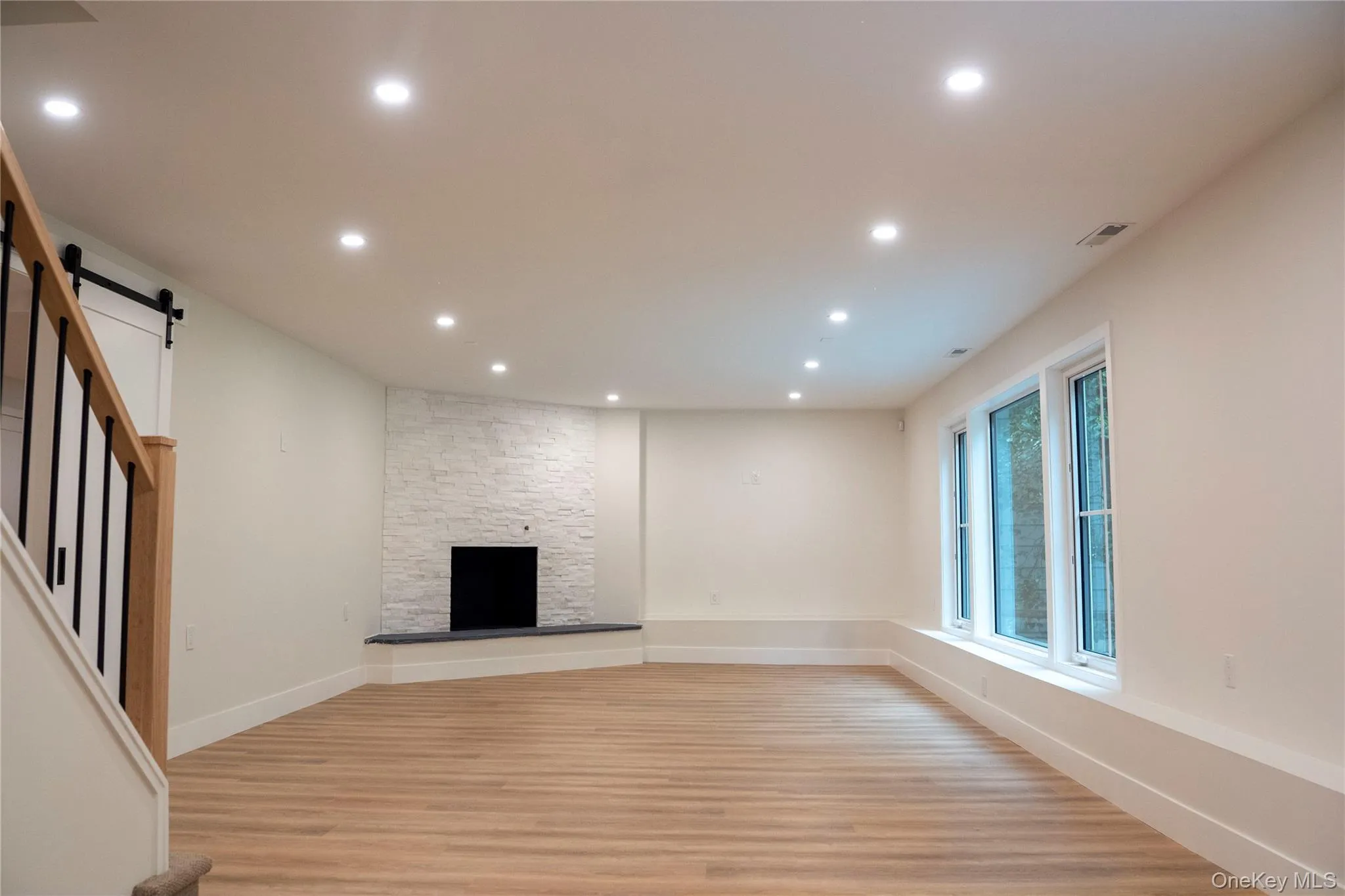19 Black Birch Lane, Scarsdale, NY, 5 Bedrooms Bedrooms, 14 Rooms Rooms,4 BathroomsBathrooms,Residential,For Rent,Black Birch,0,1025126 19 Black Birch Lane, Scarsdale, NY, 5 Bedrooms Bedrooms, 14 Rooms Rooms,4 BathroomsBathrooms,Residential,For Rent,Black Birch,0,1025126