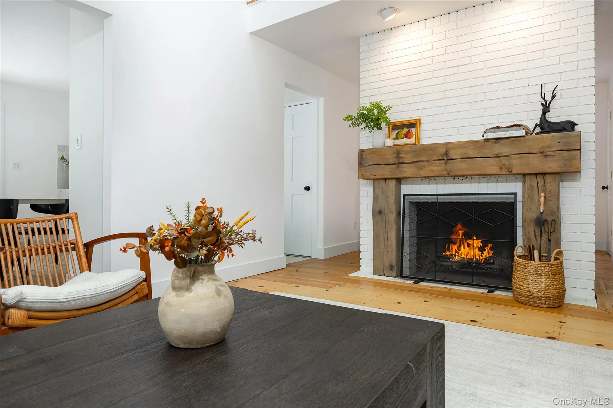 4 Cove Road, Rhinebeck, NY, 5 Bedrooms Bedrooms, 12 Rooms Rooms,3 BathroomsBathrooms,Residential,For Rent,Cove,0,1025128 4 Cove Road, Rhinebeck, NY, 5 Bedrooms Bedrooms, 12 Rooms Rooms,3 BathroomsBathrooms,Residential,For Rent,Cove,0,1025128