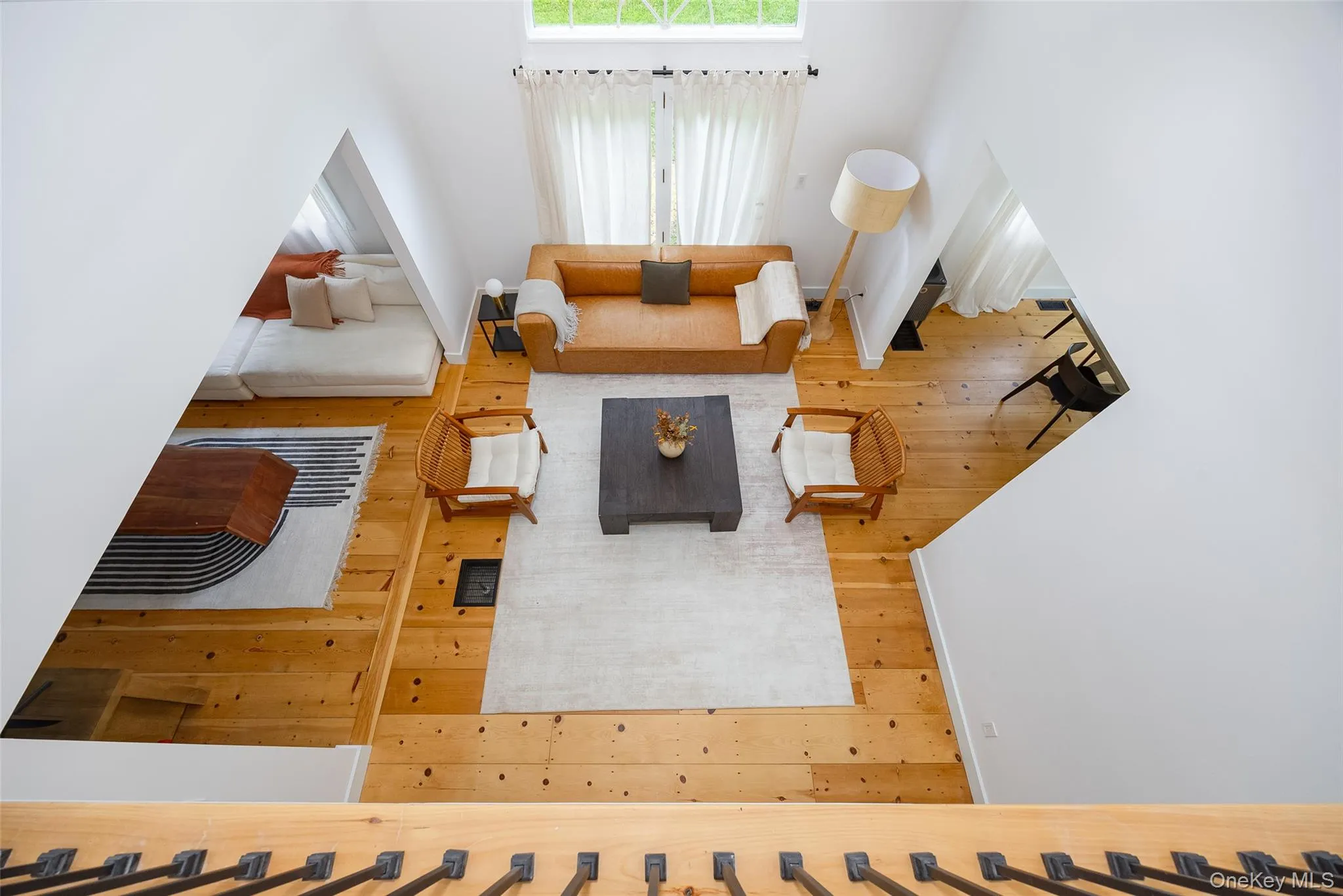 4 Cove Road, Rhinebeck, NY, 5 Bedrooms Bedrooms, 12 Rooms Rooms,3 BathroomsBathrooms,Residential,For Rent,Cove,0,1025128 4 Cove Road, Rhinebeck, NY, 5 Bedrooms Bedrooms, 12 Rooms Rooms,3 BathroomsBathrooms,Residential,For Rent,Cove,0,1025128