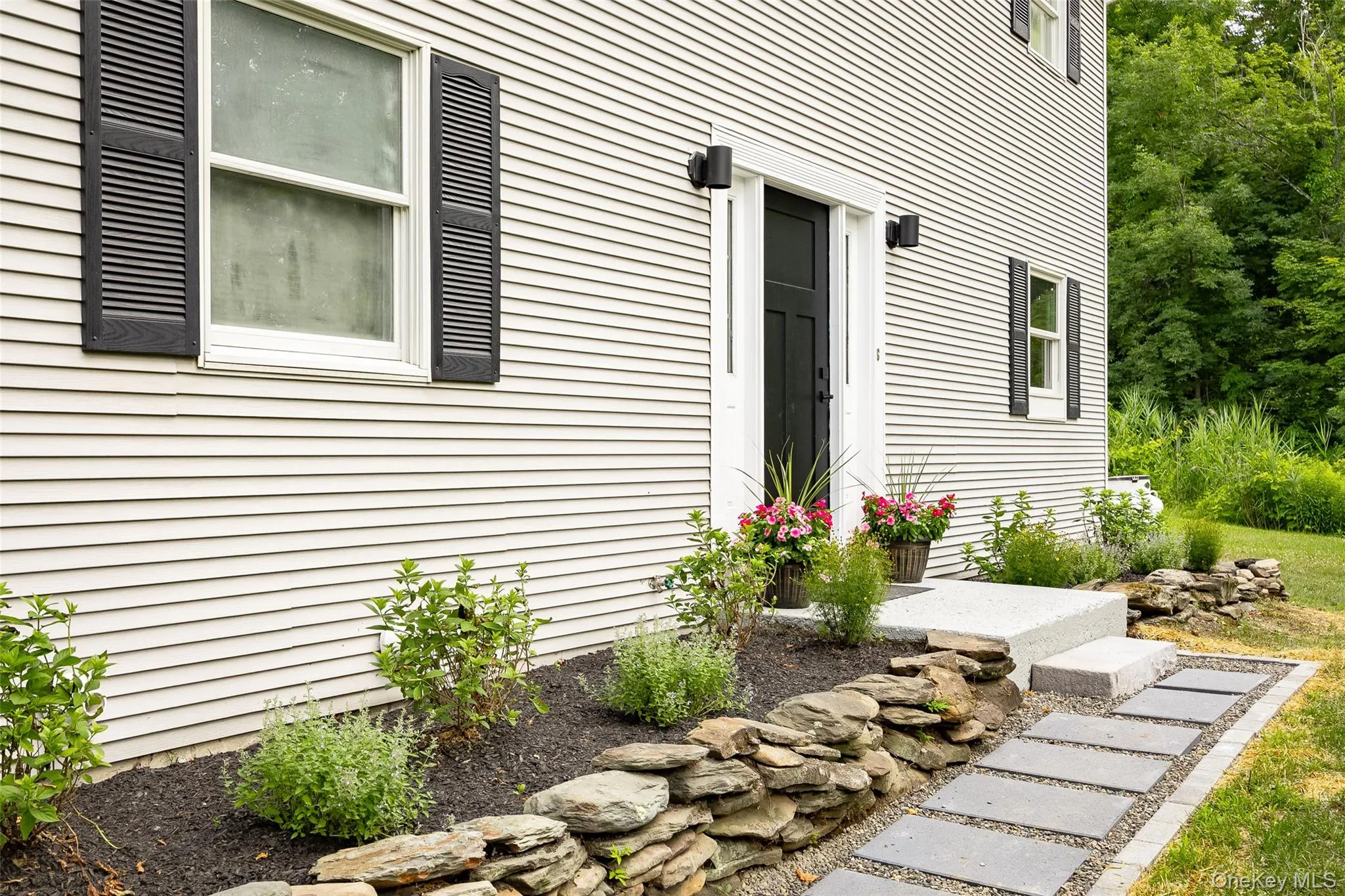 4 Cove Road, Rhinebeck, NY, 5 Bedrooms Bedrooms, 12 Rooms Rooms,3 BathroomsBathrooms,Residential,For Rent,Cove,0,1025128 4 Cove Road, Rhinebeck, NY, 5 Bedrooms Bedrooms, 12 Rooms Rooms,3 BathroomsBathrooms,Residential,For Rent,Cove,0,1025128