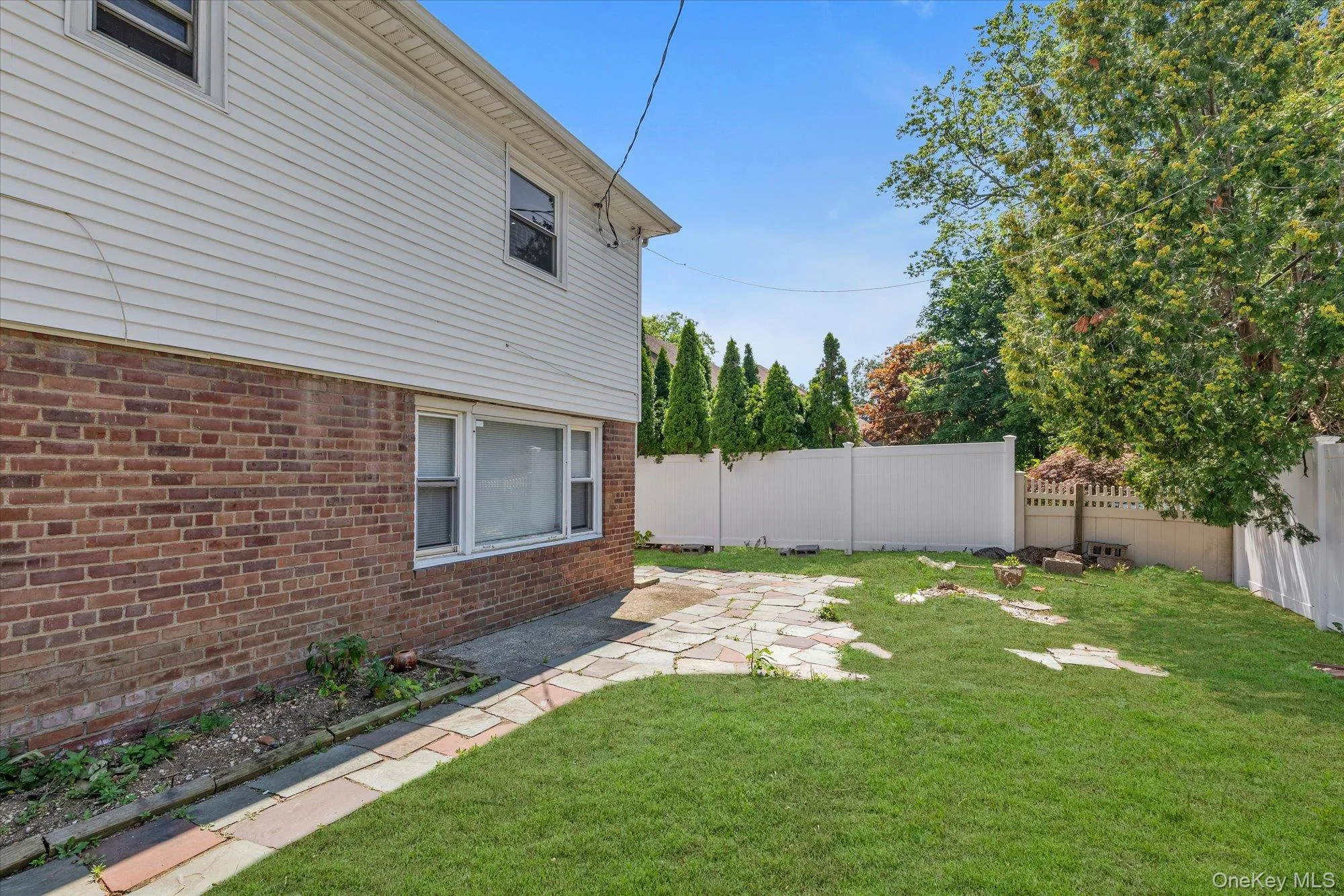 49 Middlecamp Road, North Hempstead, NY, 4 Bedrooms Bedrooms, 8 Rooms Rooms,2 BathroomsBathrooms,Residential,For Rent,Middlecamp,0,1025129 49 Middlecamp Road, North Hempstead, NY, 4 Bedrooms Bedrooms, 8 Rooms Rooms,2 BathroomsBathrooms,Residential,For Rent,Middlecamp,0,1025129