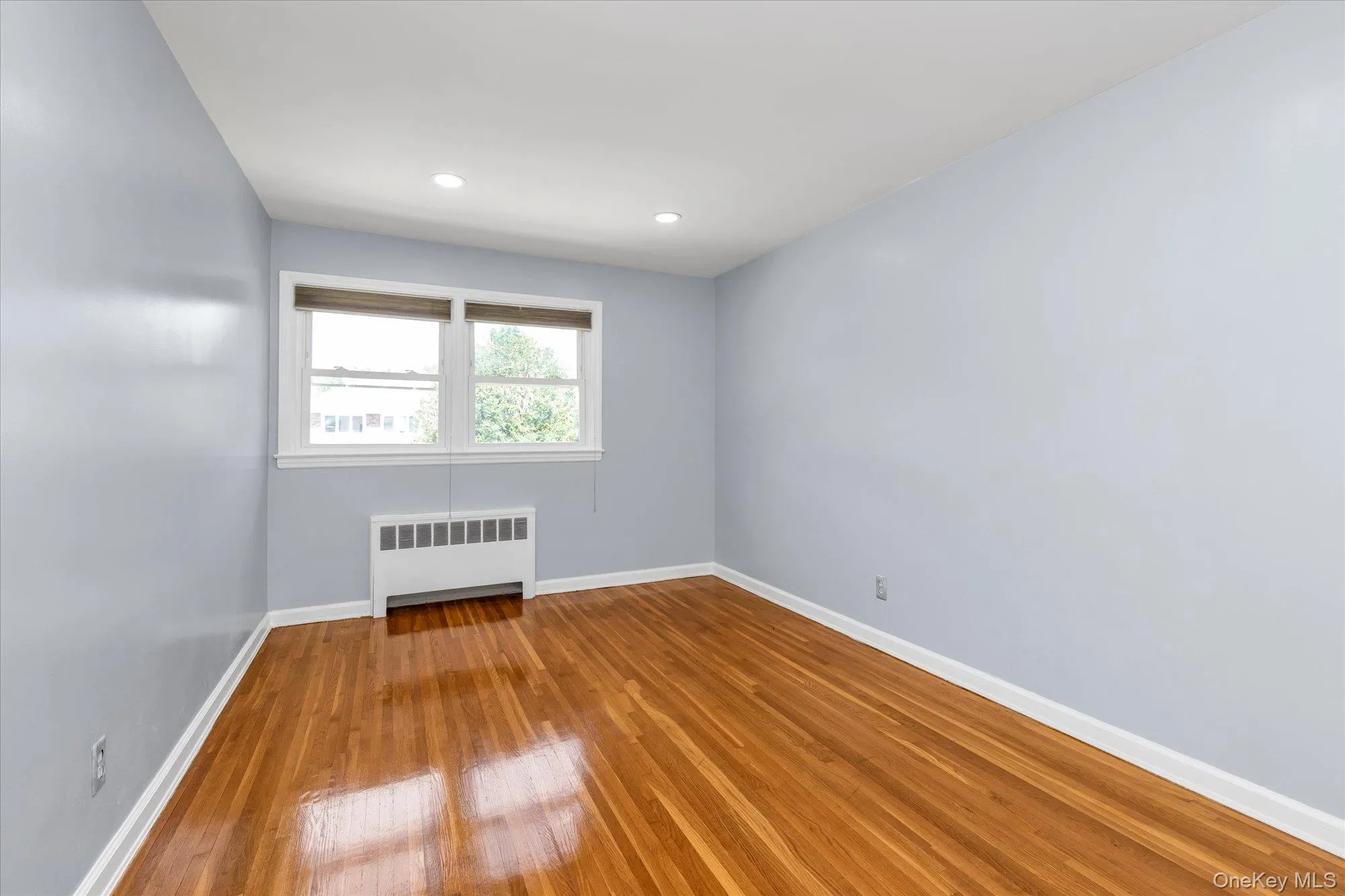 49 Middlecamp Road, North Hempstead, NY, 4 Bedrooms Bedrooms, 8 Rooms Rooms,2 BathroomsBathrooms,Residential,For Rent,Middlecamp,0,1025129 49 Middlecamp Road, North Hempstead, NY, 4 Bedrooms Bedrooms, 8 Rooms Rooms,2 BathroomsBathrooms,Residential,For Rent,Middlecamp,0,1025129