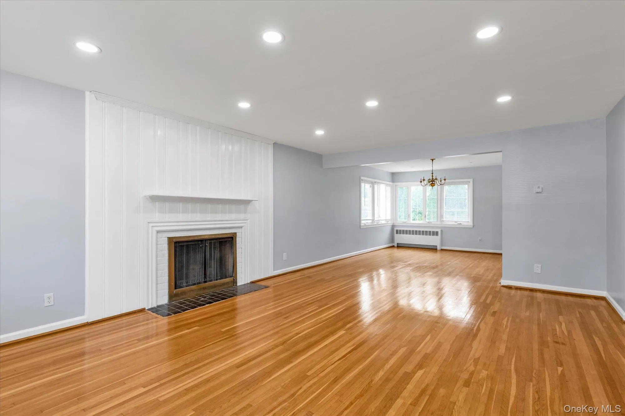 49 Middlecamp Road, North Hempstead, NY, 4 Bedrooms Bedrooms, 8 Rooms Rooms,2 BathroomsBathrooms,Residential,For Rent,Middlecamp,0,1025129 49 Middlecamp Road, North Hempstead, NY, 4 Bedrooms Bedrooms, 8 Rooms Rooms,2 BathroomsBathrooms,Residential,For Rent,Middlecamp,0,1025129