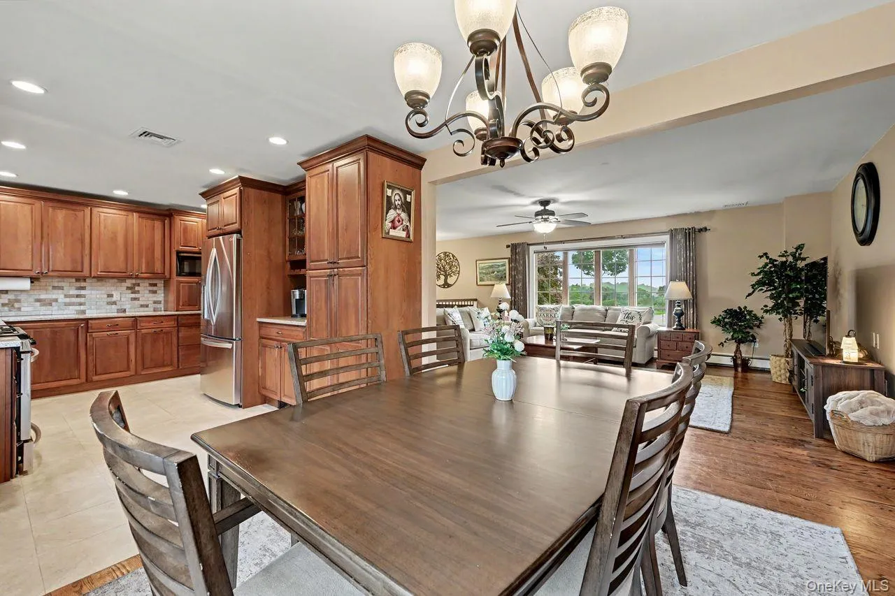 19 Lindy Drive, Carmel, NY, 4 Bedrooms Bedrooms, 9 Rooms Rooms,2 BathroomsBathrooms,Residential,For Rent,Lindy,0,1025130 19 Lindy Drive, Carmel, NY, 4 Bedrooms Bedrooms, 9 Rooms Rooms,2 BathroomsBathrooms,Residential,For Rent,Lindy,0,1025130