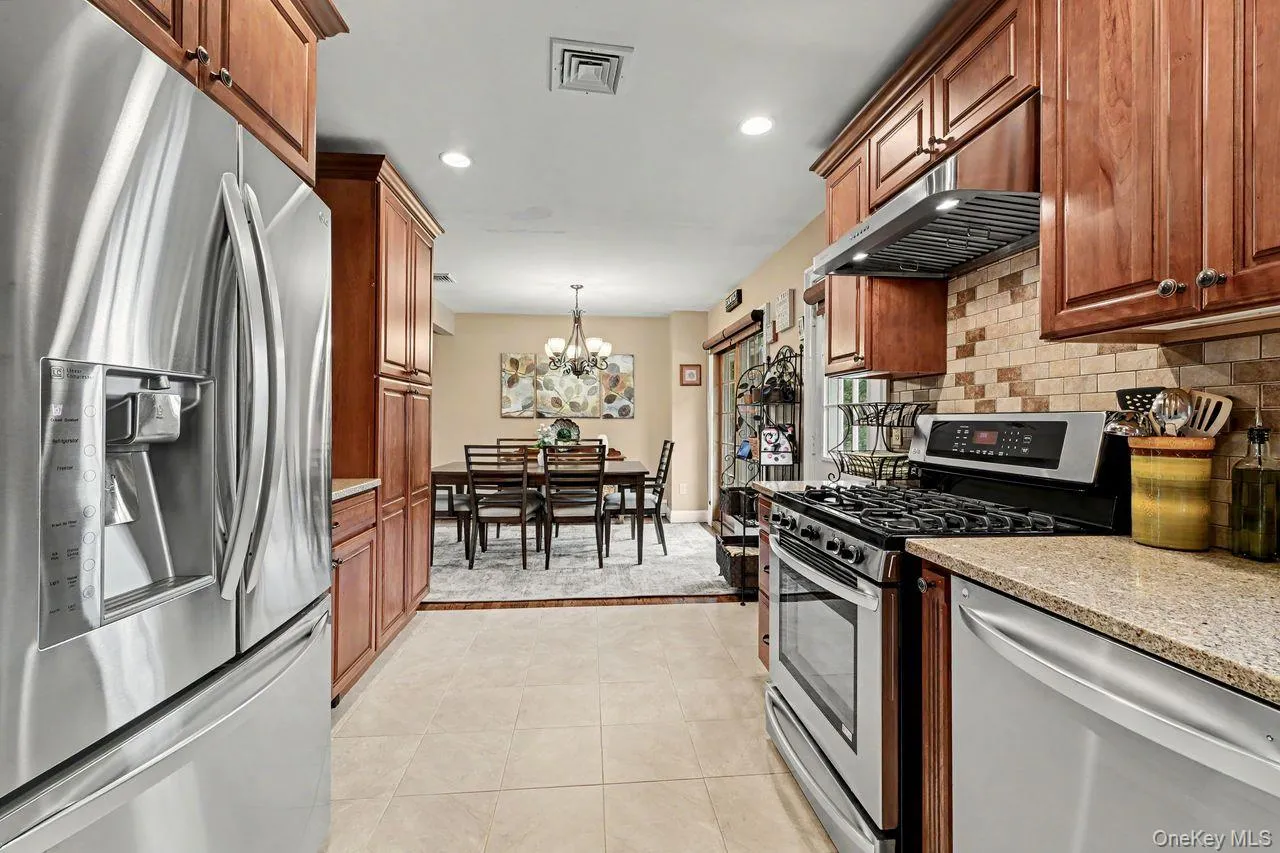 19 Lindy Drive, Carmel, NY, 4 Bedrooms Bedrooms, 9 Rooms Rooms,2 BathroomsBathrooms,Residential,For Rent,Lindy,0,1025130 19 Lindy Drive, Carmel, NY, 4 Bedrooms Bedrooms, 9 Rooms Rooms,2 BathroomsBathrooms,Residential,For Rent,Lindy,0,1025130