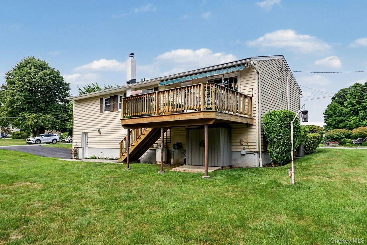 19 Lindy Drive, Carmel, NY, 4 Bedrooms Bedrooms, 9 Rooms Rooms,2 BathroomsBathrooms,Residential,For Rent,Lindy,0,1025130 19 Lindy Drive, Carmel, NY, 4 Bedrooms Bedrooms, 9 Rooms Rooms,2 BathroomsBathrooms,Residential,For Rent,Lindy,0,1025130