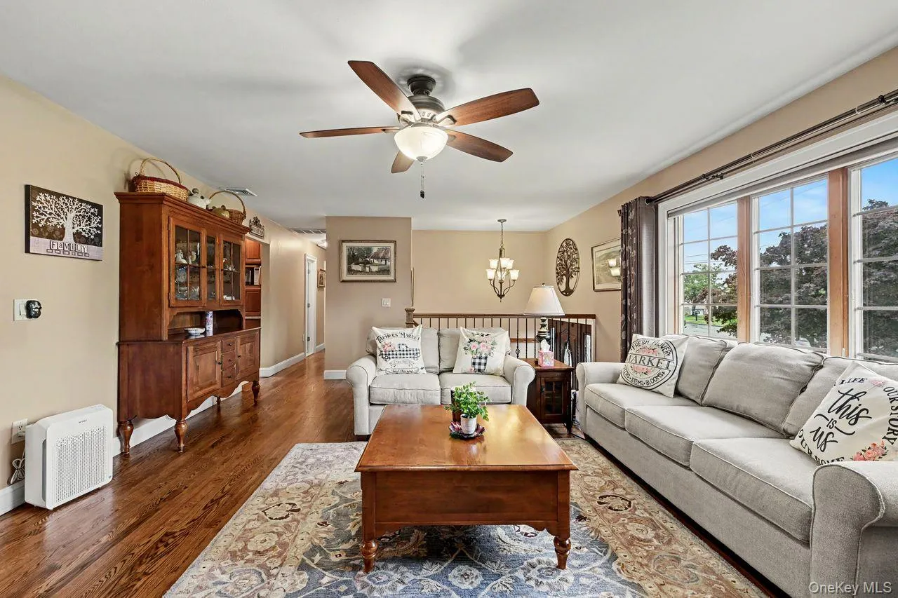 19 Lindy Drive, Carmel, NY, 4 Bedrooms Bedrooms, 9 Rooms Rooms,2 BathroomsBathrooms,Residential,For Rent,Lindy,0,1025130 19 Lindy Drive, Carmel, NY, 4 Bedrooms Bedrooms, 9 Rooms Rooms,2 BathroomsBathrooms,Residential,For Rent,Lindy,0,1025130