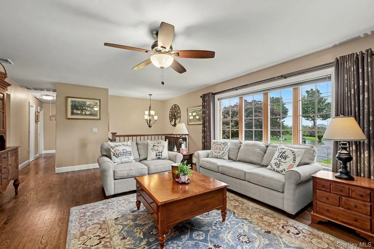 19 Lindy Drive, Carmel, NY, 4 Bedrooms Bedrooms, 9 Rooms Rooms,2 BathroomsBathrooms,Residential,For Rent,Lindy,0,1025130 19 Lindy Drive, Carmel, NY, 4 Bedrooms Bedrooms, 9 Rooms Rooms,2 BathroomsBathrooms,Residential,For Rent,Lindy,0,1025130