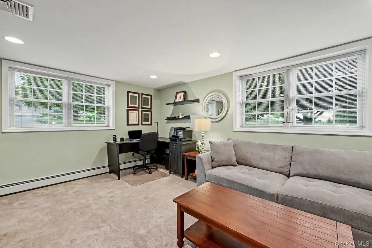 19 Lindy Drive, Carmel, NY, 4 Bedrooms Bedrooms, 9 Rooms Rooms,2 BathroomsBathrooms,Residential,For Rent,Lindy,0,1025130 19 Lindy Drive, Carmel, NY, 4 Bedrooms Bedrooms, 9 Rooms Rooms,2 BathroomsBathrooms,Residential,For Rent,Lindy,0,1025130