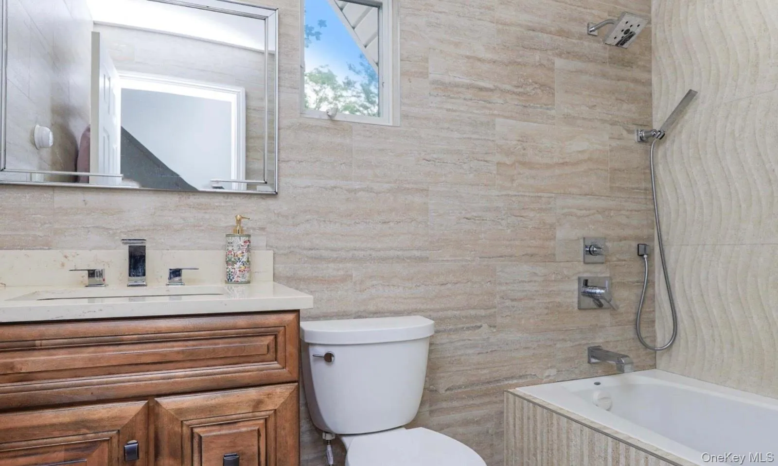 18 7 Street, New York, NY, 4 Bedrooms Bedrooms, 9 Rooms Rooms,3 BathroomsBathrooms,Residential,For Rent,7,0,1025132 18 7 Street, New York, NY, 4 Bedrooms Bedrooms, 9 Rooms Rooms,3 BathroomsBathrooms,Residential,For Rent,7,0,1025132