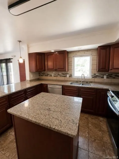 60 Grand Street, Mamakating, NY, 4 Bedrooms Bedrooms, 7 Rooms Rooms,2 BathroomsBathrooms,Residential,For Rent,Grand,0,1025134 60 Grand Street, Mamakating, NY, 4 Bedrooms Bedrooms, 7 Rooms Rooms,2 BathroomsBathrooms,Residential,For Rent,Grand,0,1025134