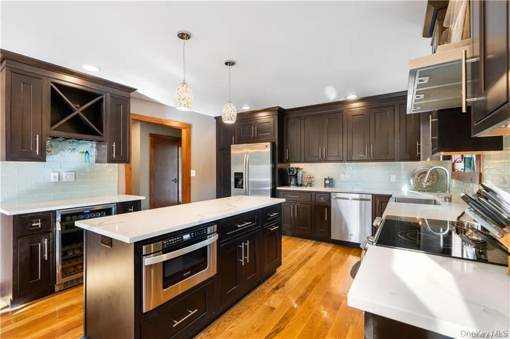 13 Kings Point Lane, Blooming Grove, NY, 4 Bedrooms Bedrooms, 10 Rooms Rooms,2 BathroomsBathrooms,Residential Lease,For Rent,Kings Point,0,1025136 13 Kings Point Lane, Blooming Grove, NY, 4 Bedrooms Bedrooms, 10 Rooms Rooms,2 BathroomsBathrooms,Residential Lease,For Rent,Kings Point,0,1025136