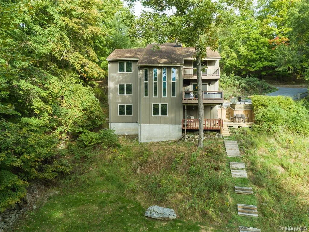 13 Kings Point Lane, Blooming Grove, NY, 4 Bedrooms Bedrooms, 10 Rooms Rooms,2 BathroomsBathrooms,Residential Lease,For Rent,Kings Point,0,1025136 13 Kings Point Lane, Blooming Grove, NY, 4 Bedrooms Bedrooms, 10 Rooms Rooms,2 BathroomsBathrooms,Residential Lease,For Rent,Kings Point,0,1025136