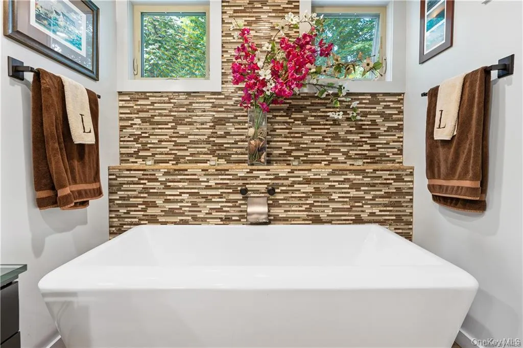 13 Kings Point Lane, Blooming Grove, NY, 4 Bedrooms Bedrooms, 10 Rooms Rooms,2 BathroomsBathrooms,Residential Lease,For Rent,Kings Point,0,1025136 13 Kings Point Lane, Blooming Grove, NY, 4 Bedrooms Bedrooms, 10 Rooms Rooms,2 BathroomsBathrooms,Residential Lease,For Rent,Kings Point,0,1025136