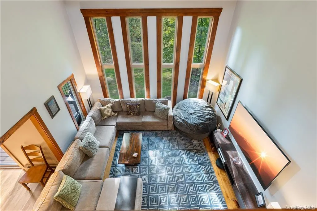 13 Kings Point Lane, Blooming Grove, NY, 4 Bedrooms Bedrooms, 10 Rooms Rooms,2 BathroomsBathrooms,Residential Lease,For Rent,Kings Point,0,1025136 13 Kings Point Lane, Blooming Grove, NY, 4 Bedrooms Bedrooms, 10 Rooms Rooms,2 BathroomsBathrooms,Residential Lease,For Rent,Kings Point,0,1025136