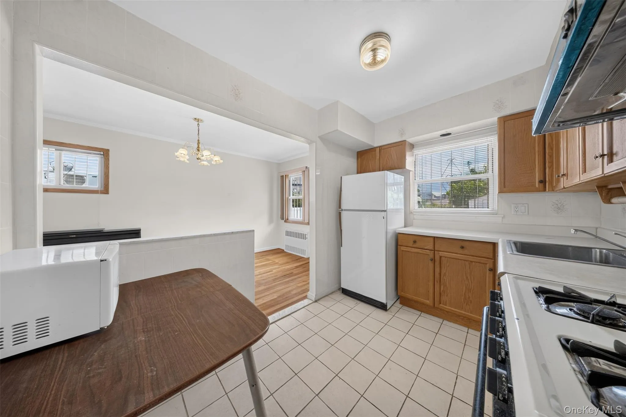 146-18 Kalmia Avenue, New York, NY, 3 Bedrooms Bedrooms, 9 Rooms Rooms,1 BathroomBathrooms,Residential,For Rent,Kalmia,0,1025137 146-18 Kalmia Avenue, New York, NY, 3 Bedrooms Bedrooms, 9 Rooms Rooms,1 BathroomBathrooms,Residential,For Rent,Kalmia,0,1025137