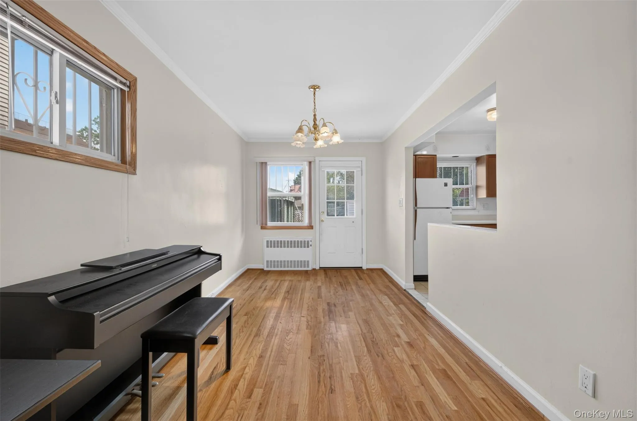 146-18 Kalmia Avenue, New York, NY, 3 Bedrooms Bedrooms, 9 Rooms Rooms,1 BathroomBathrooms,Residential,For Rent,Kalmia,0,1025137 146-18 Kalmia Avenue, New York, NY, 3 Bedrooms Bedrooms, 9 Rooms Rooms,1 BathroomBathrooms,Residential,For Rent,Kalmia,0,1025137