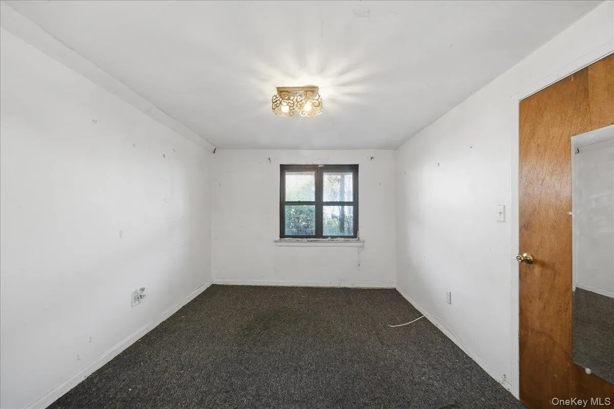 3310 Gunther Avenue, New York, NY, 3 Bedrooms Bedrooms, 6 Rooms Rooms,2 BathroomsBathrooms,Residential,For Rent,Gunther,0,1025142 3310 Gunther Avenue, New York, NY, 3 Bedrooms Bedrooms, 6 Rooms Rooms,2 BathroomsBathrooms,Residential,For Rent,Gunther,0,1025142
