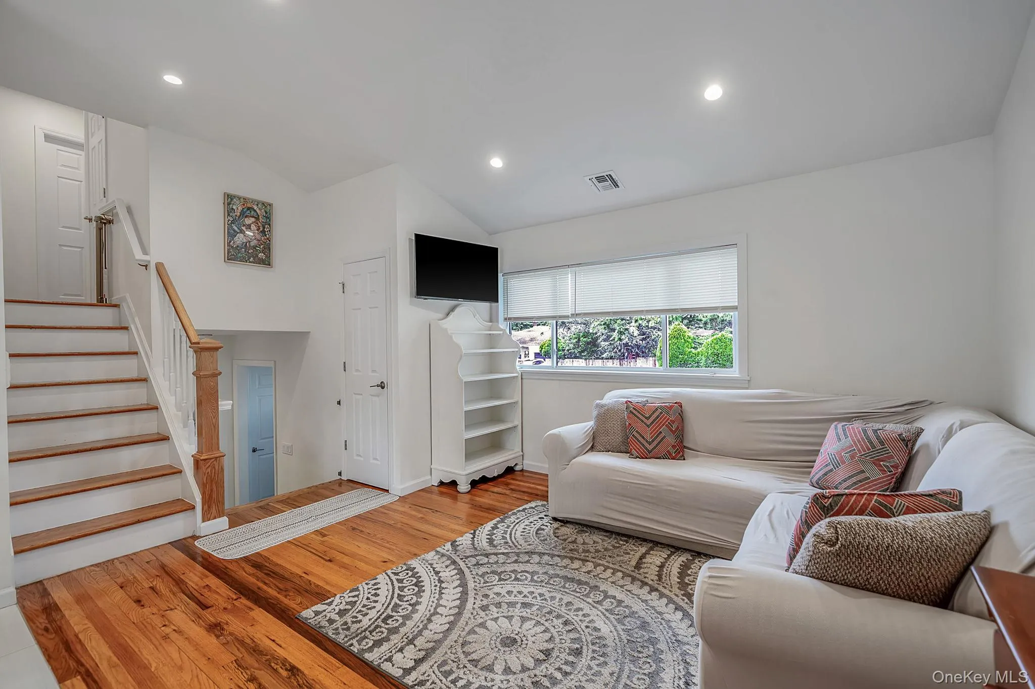 48 Hillside Avenue, Brookhaven, NY, 4 Bedrooms Bedrooms, 7 Rooms Rooms,4 BathroomsBathrooms,Residential,For Rent,Hillside,0,1025143 48 Hillside Avenue, Brookhaven, NY, 4 Bedrooms Bedrooms, 7 Rooms Rooms,4 BathroomsBathrooms,Residential,For Rent,Hillside,0,1025143