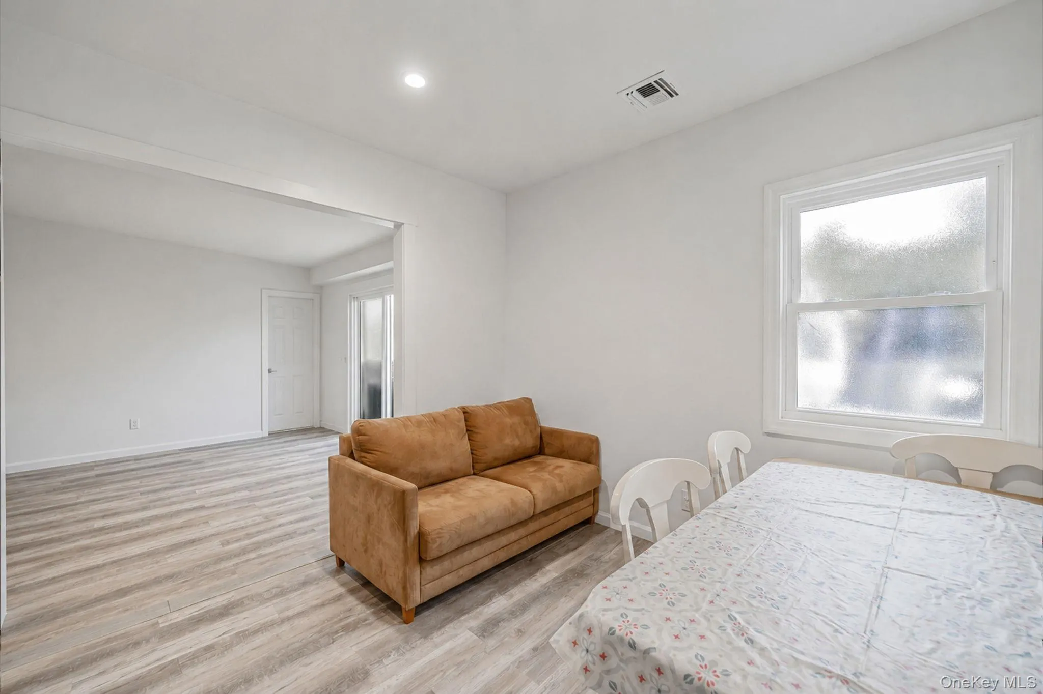 48 Hillside Avenue, Brookhaven, NY, 4 Bedrooms Bedrooms, 7 Rooms Rooms,4 BathroomsBathrooms,Residential,For Rent,Hillside,0,1025143 48 Hillside Avenue, Brookhaven, NY, 4 Bedrooms Bedrooms, 7 Rooms Rooms,4 BathroomsBathrooms,Residential,For Rent,Hillside,0,1025143