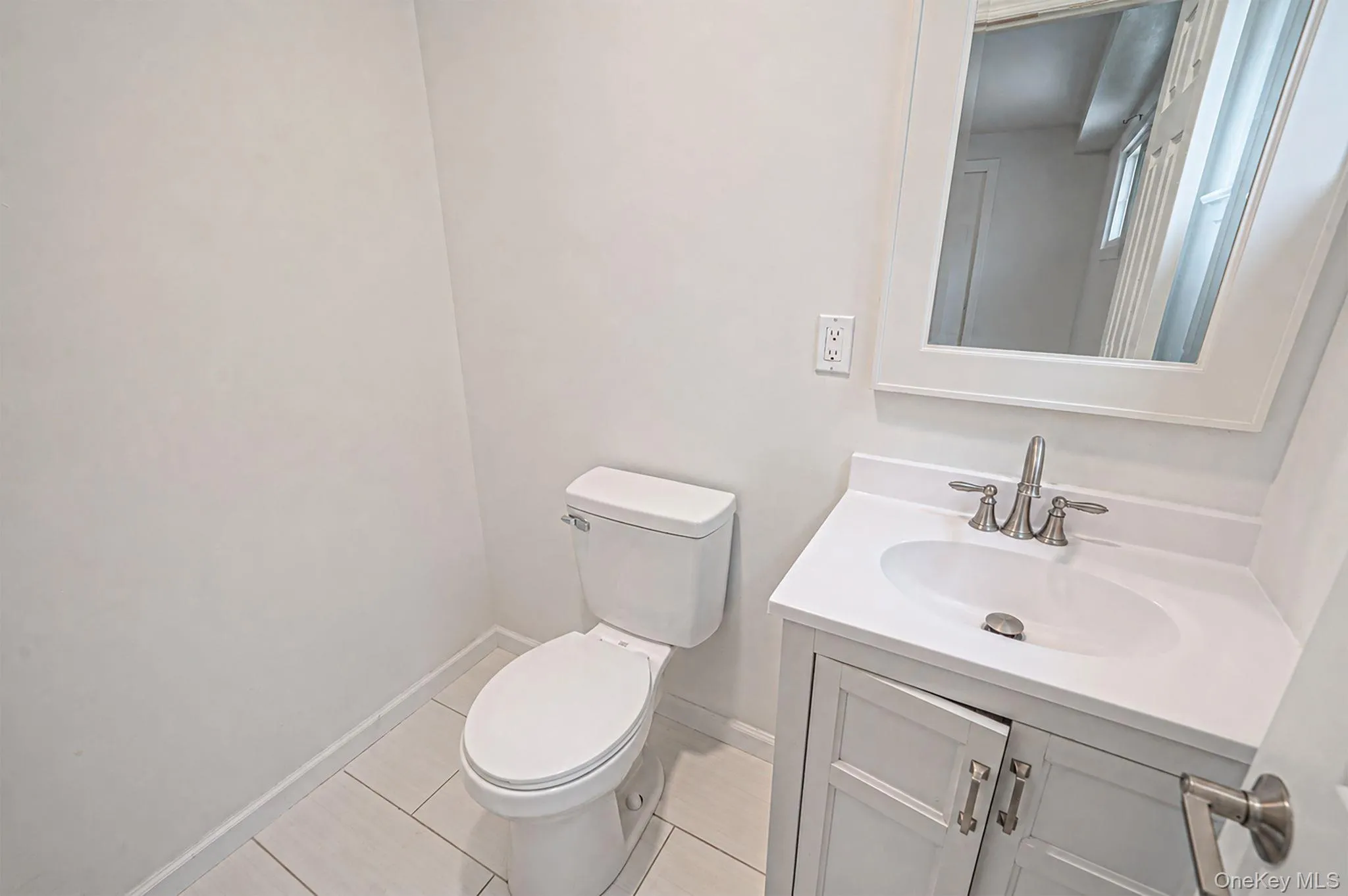 48 Hillside Avenue, Brookhaven, NY, 4 Bedrooms Bedrooms, 7 Rooms Rooms,4 BathroomsBathrooms,Residential,For Rent,Hillside,0,1025143 48 Hillside Avenue, Brookhaven, NY, 4 Bedrooms Bedrooms, 7 Rooms Rooms,4 BathroomsBathrooms,Residential,For Rent,Hillside,0,1025143