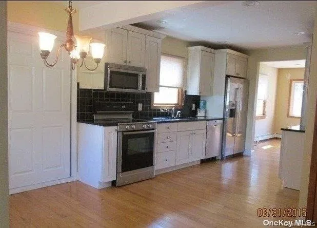 6 Dawes Avenue, Oyster Bay, NY, 4 Bedrooms Bedrooms, 8 Rooms Rooms,2 BathroomsBathrooms,Residential Lease,For Rent,Dawes,0,1025145 6 Dawes Avenue, Oyster Bay, NY, 4 Bedrooms Bedrooms, 8 Rooms Rooms,2 BathroomsBathrooms,Residential Lease,For Rent,Dawes,0,1025145