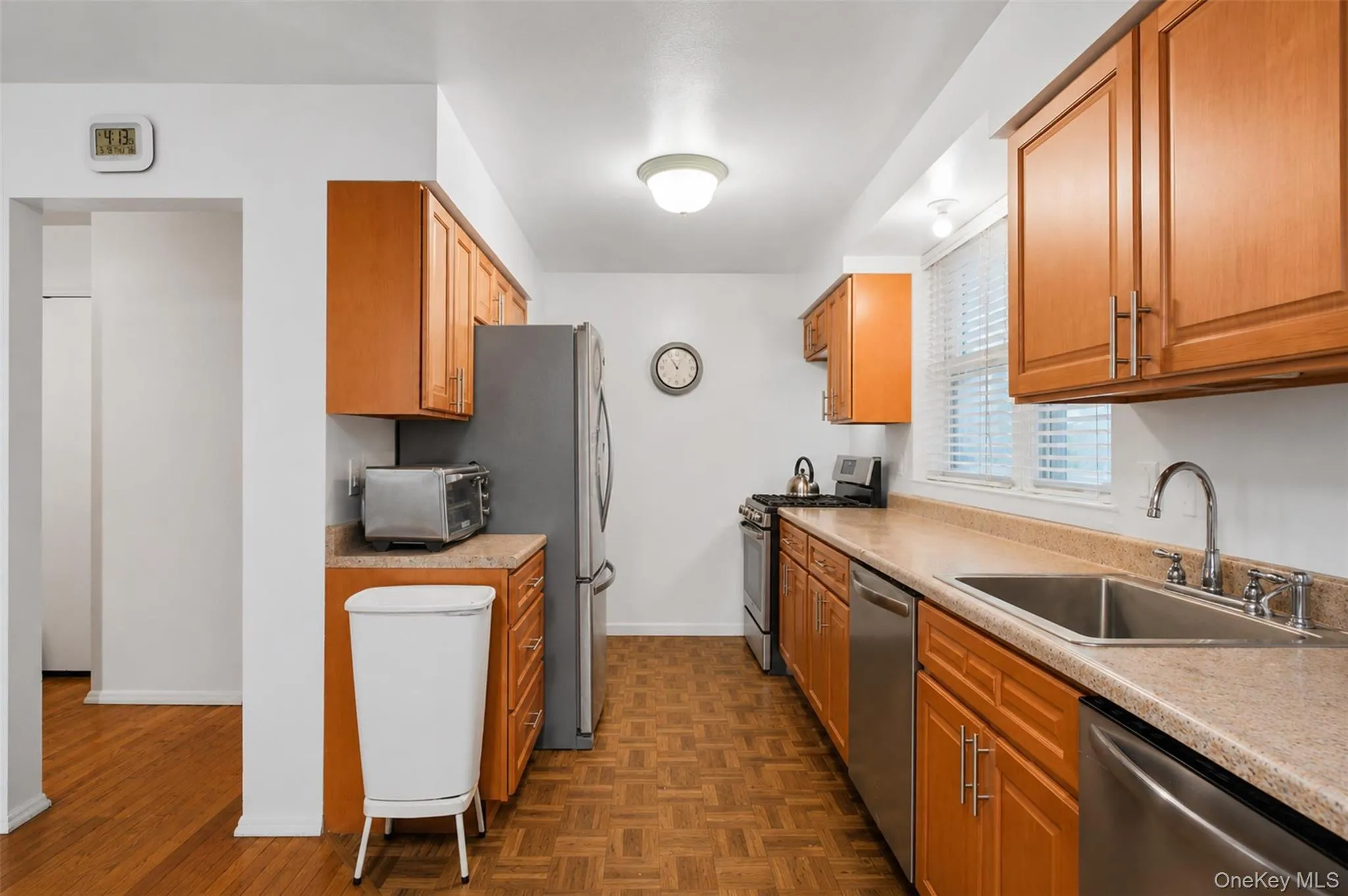 242 Kearsing Parkway, Ramapo, NY, 2 Bedrooms Bedrooms, 5 Rooms Rooms,1 BathroomBathrooms,Residential,For Rent,Kearsing,0,1025148 242 Kearsing Parkway, Ramapo, NY, 2 Bedrooms Bedrooms, 5 Rooms Rooms,1 BathroomBathrooms,Residential,For Rent,Kearsing,0,1025148