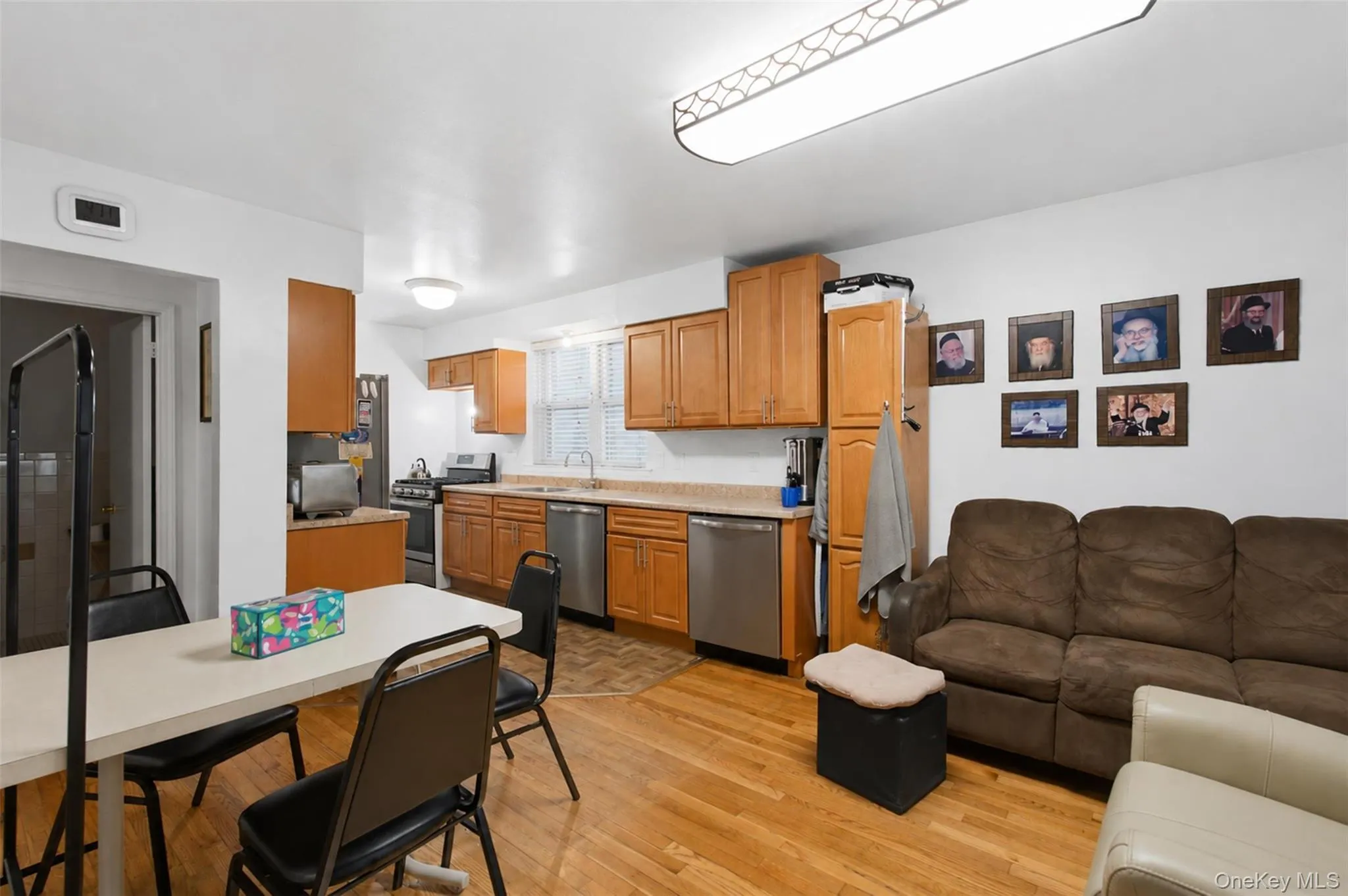 242 Kearsing Parkway, Ramapo, NY, 2 Bedrooms Bedrooms, 5 Rooms Rooms,1 BathroomBathrooms,Residential,For Rent,Kearsing,0,1025148 242 Kearsing Parkway, Ramapo, NY, 2 Bedrooms Bedrooms, 5 Rooms Rooms,1 BathroomBathrooms,Residential,For Rent,Kearsing,0,1025148