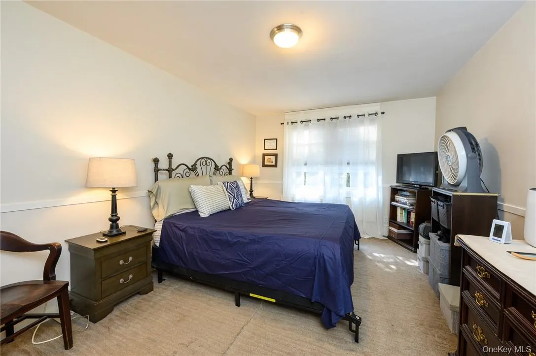 4 Sadore Lane, Yonkers, NY, 1 Bedroom Bedrooms, 3 Rooms Rooms,1 BathroomBathrooms,Residential Lease,For Rent,Sadore,0,1025149 4 Sadore Lane, Yonkers, NY, 1 Bedroom Bedrooms, 3 Rooms Rooms,1 BathroomBathrooms,Residential Lease,For Rent,Sadore,0,1025149