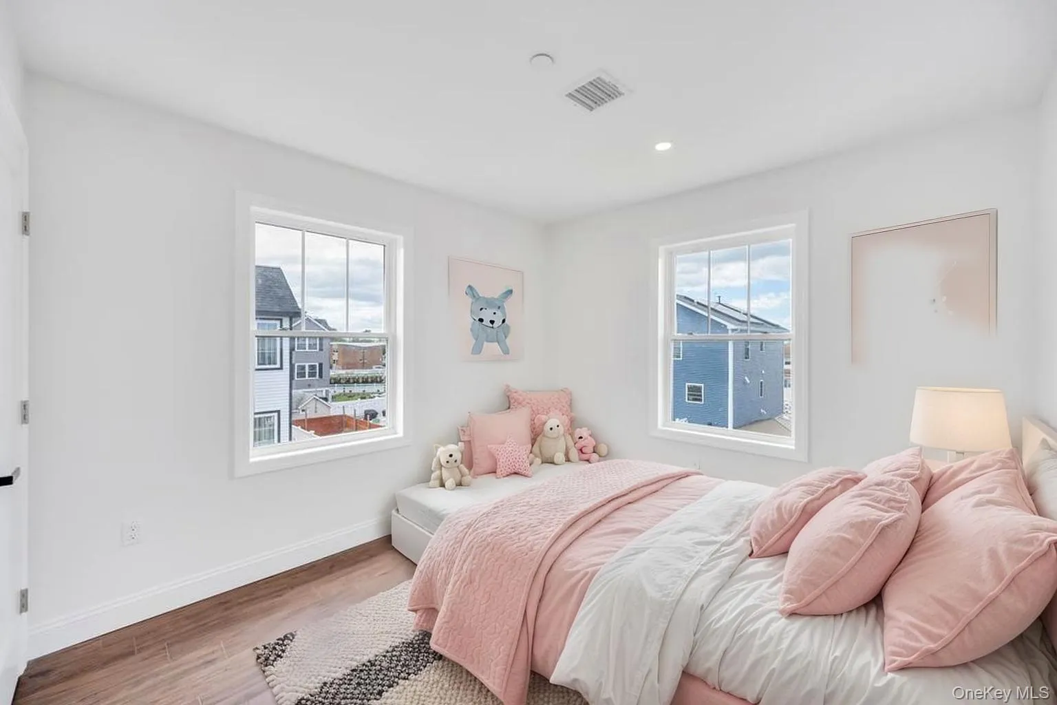 10 8th Avenue, Hempstead, NY, 4 Bedrooms Bedrooms, 8 Rooms Rooms,2 BathroomsBathrooms,Residential,For Rent,8th,0,1025152 10 8th Avenue, Hempstead, NY, 4 Bedrooms Bedrooms, 8 Rooms Rooms,2 BathroomsBathrooms,Residential,For Rent,8th,0,1025152